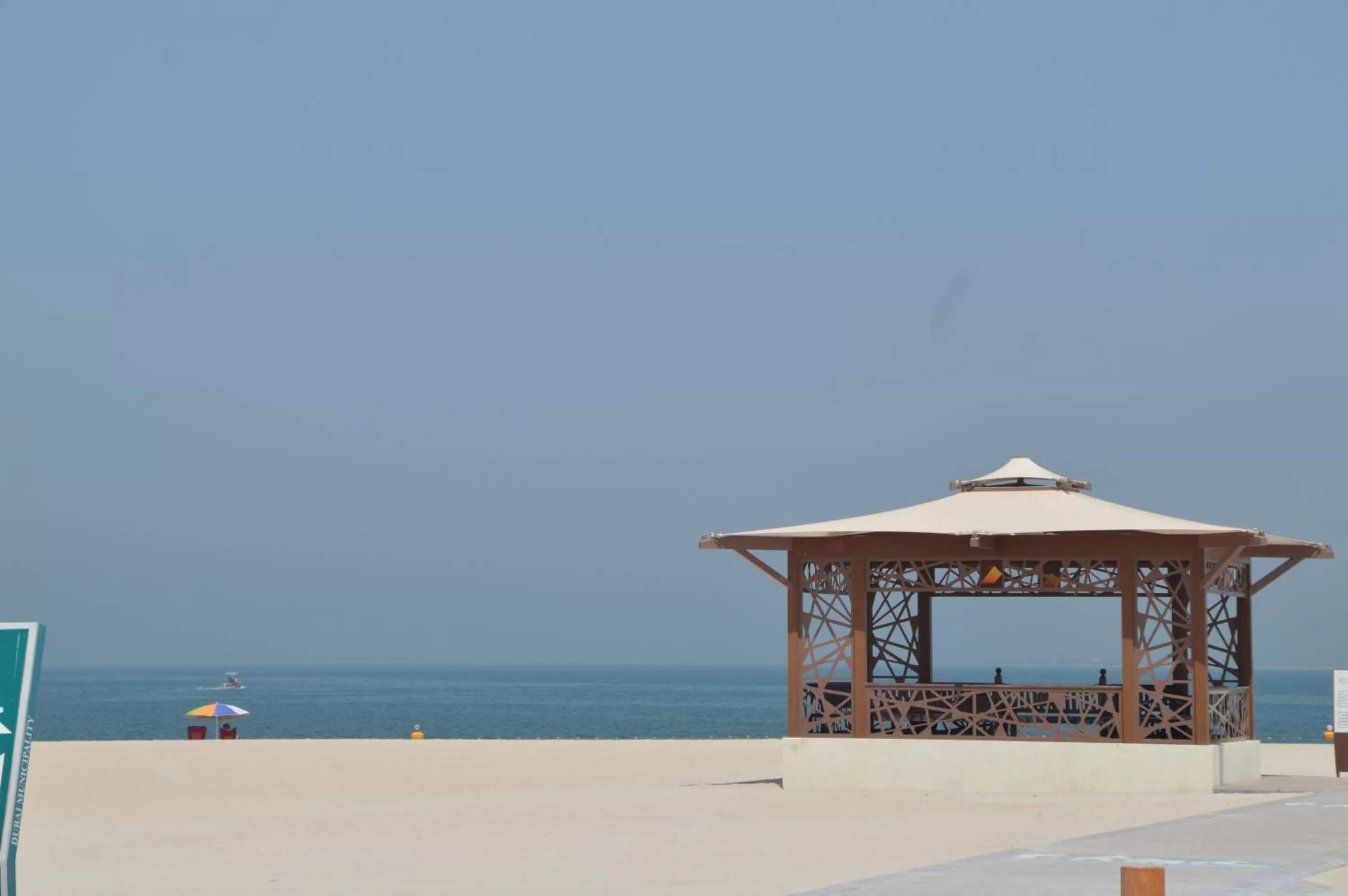 Beach in Beach Walk Hotel Jumeirah