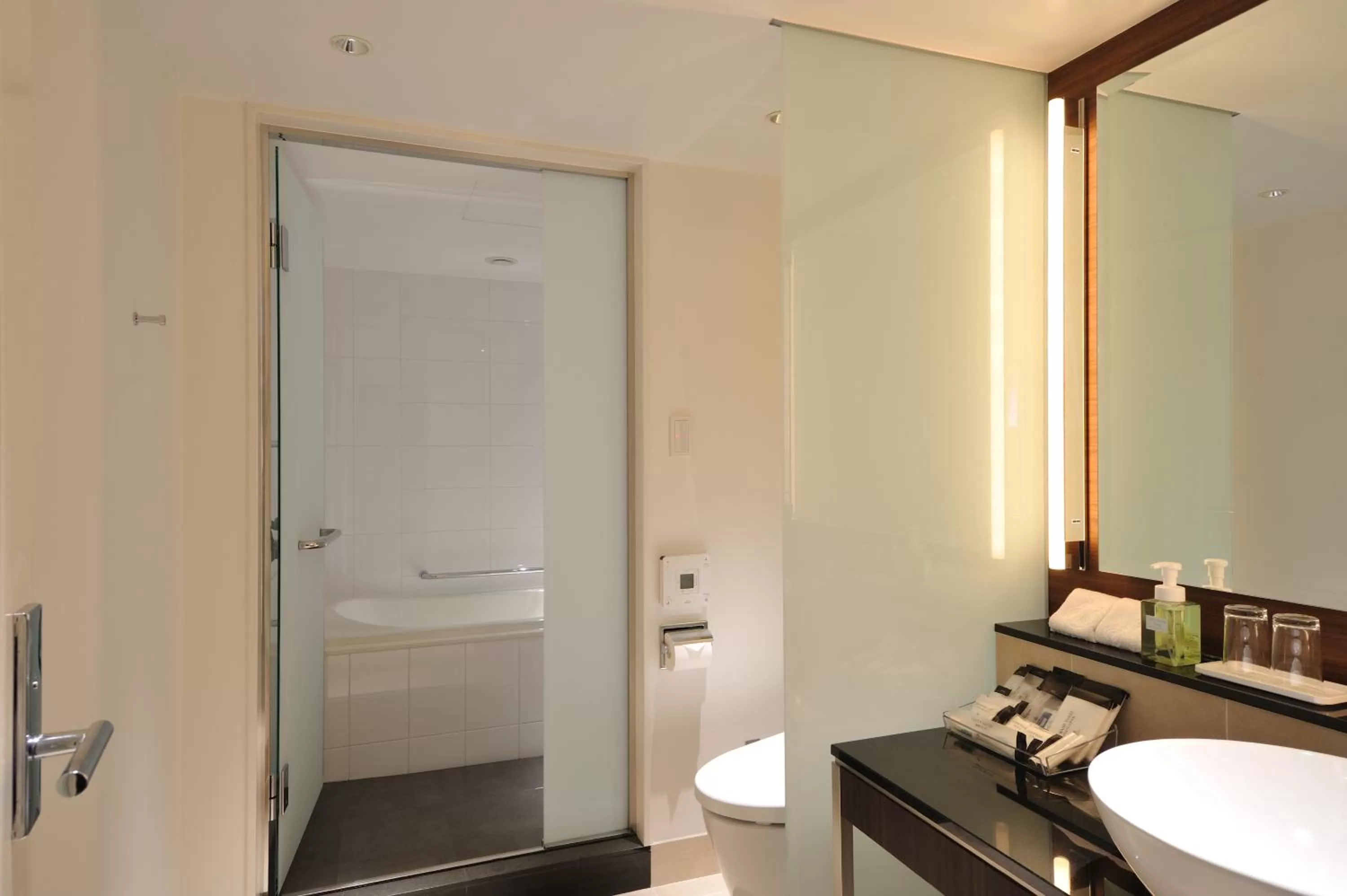 Bathroom in Hotel Granvia Hiroshima