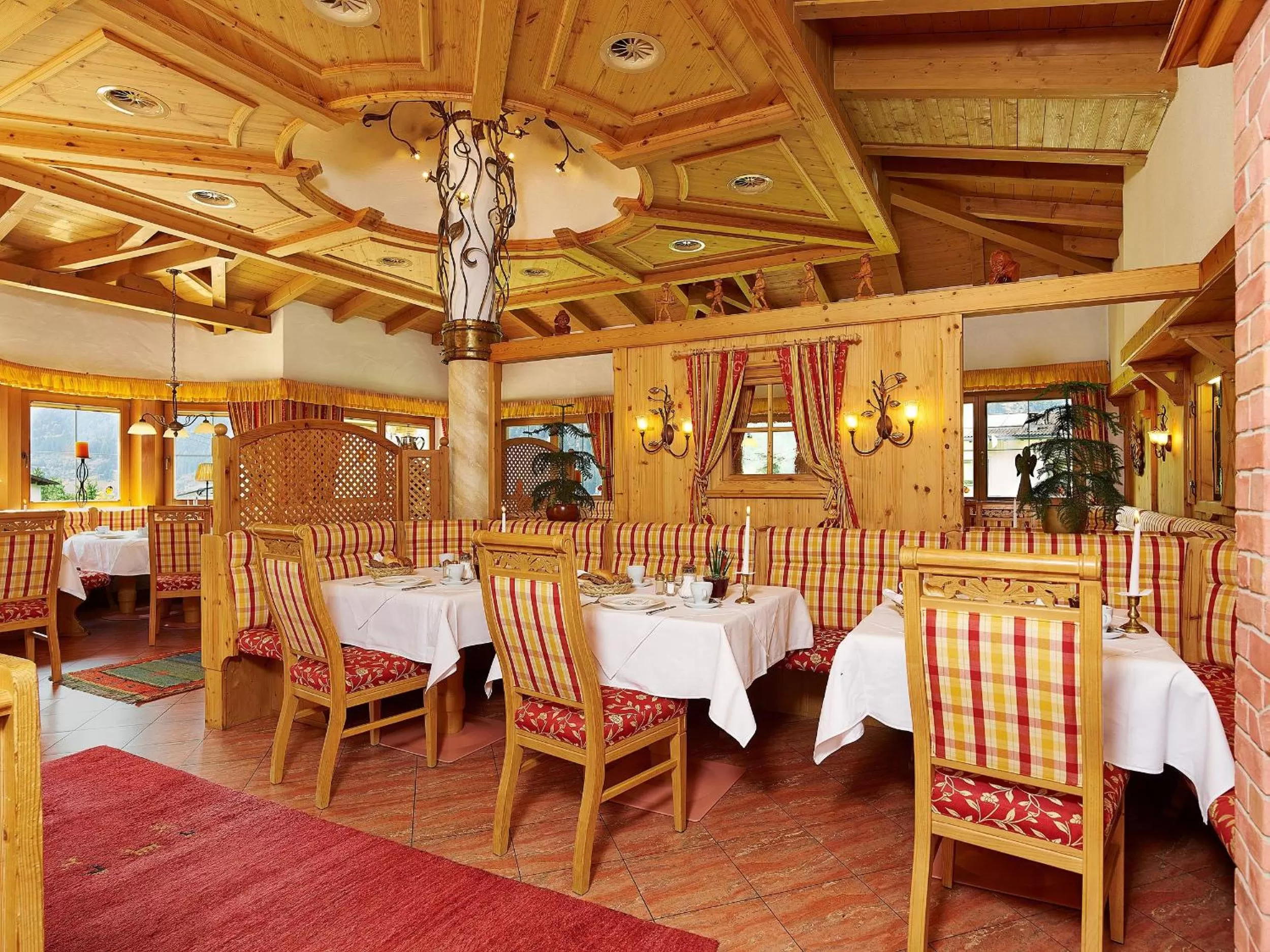 Restaurant/places to eat in Hotel Ländenhof Superior