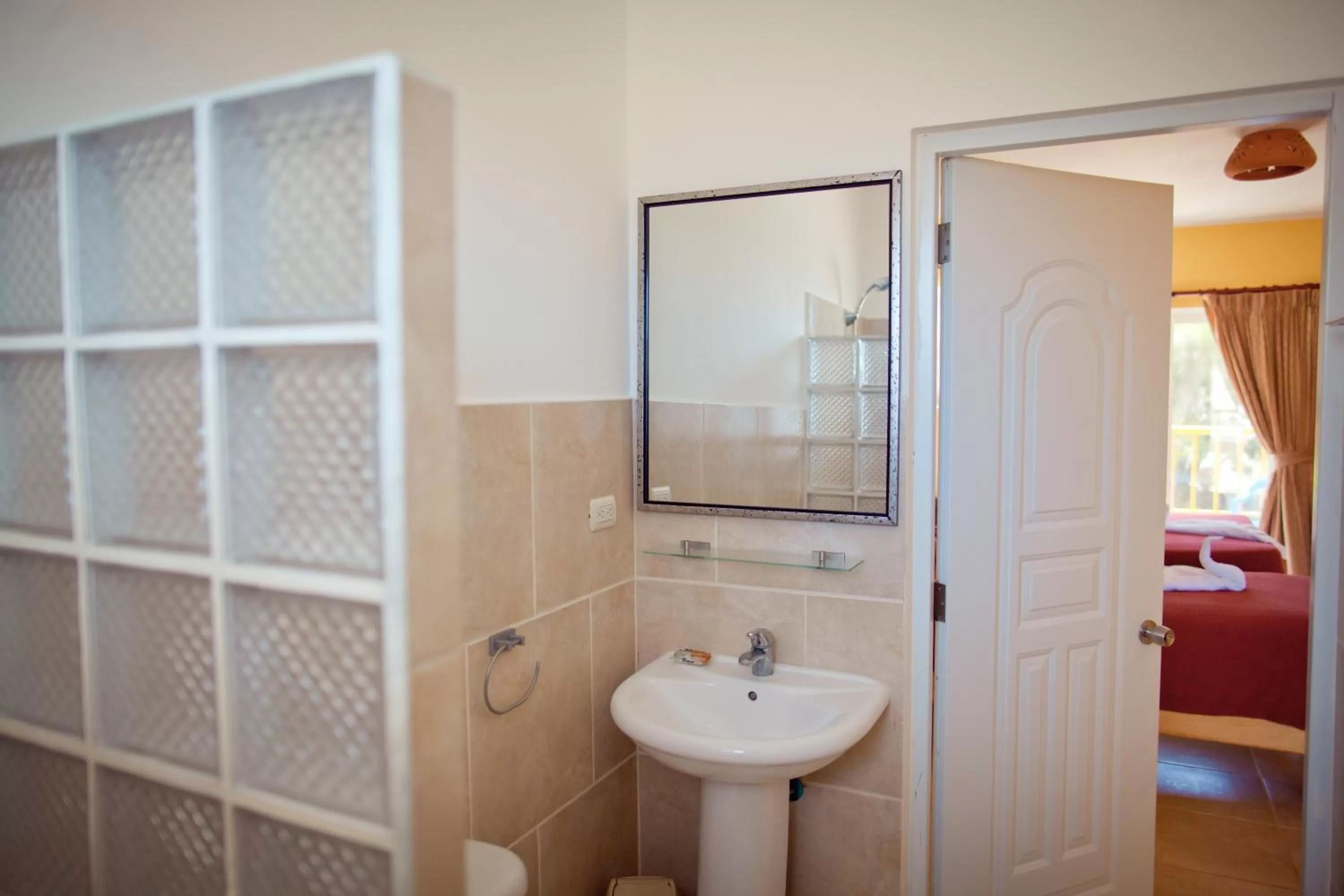 Bathroom in Kite Beach Inn