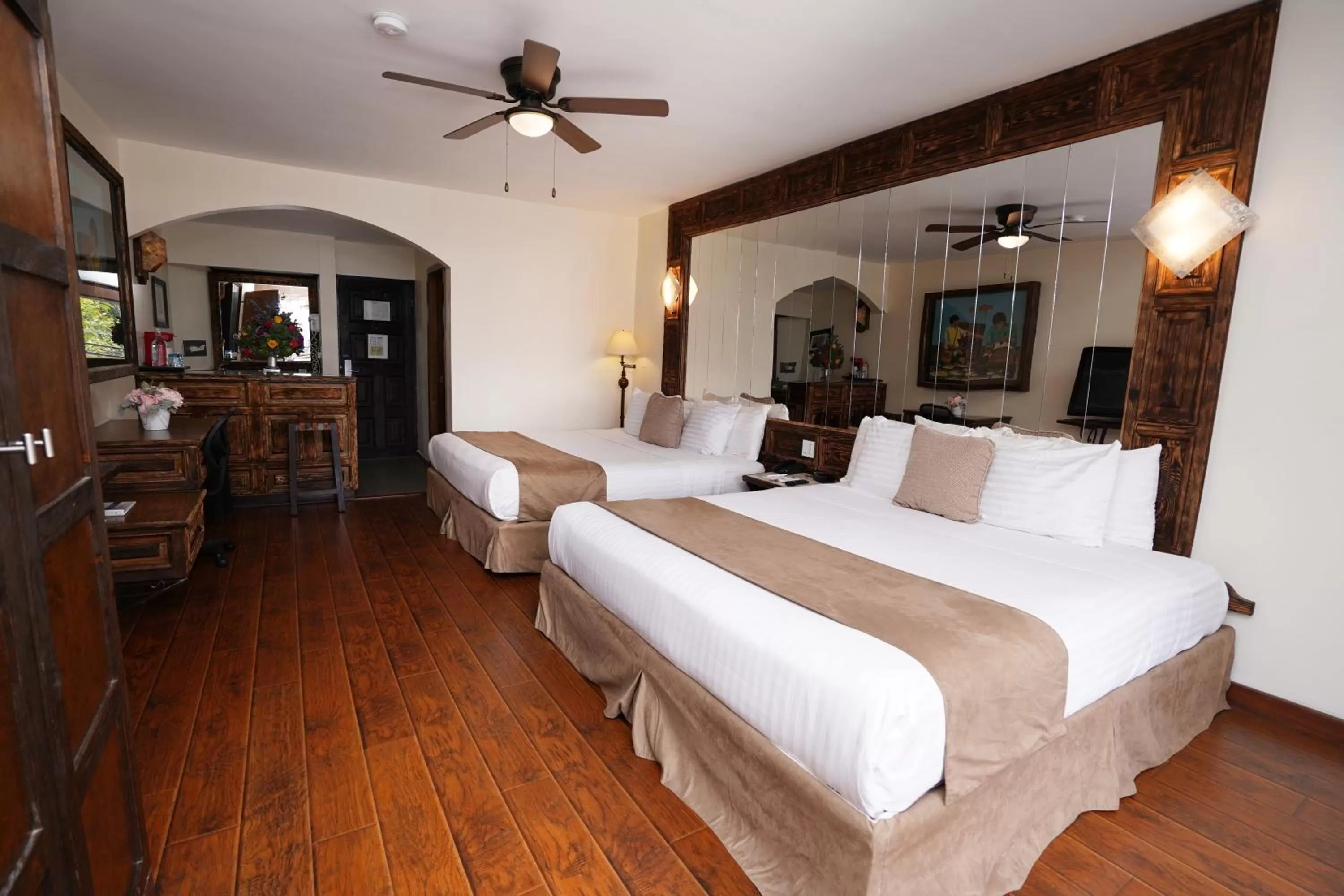 Bed in Best Western El Cid