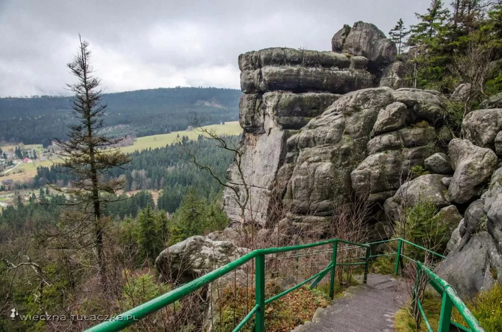 Mountain view in Villasol