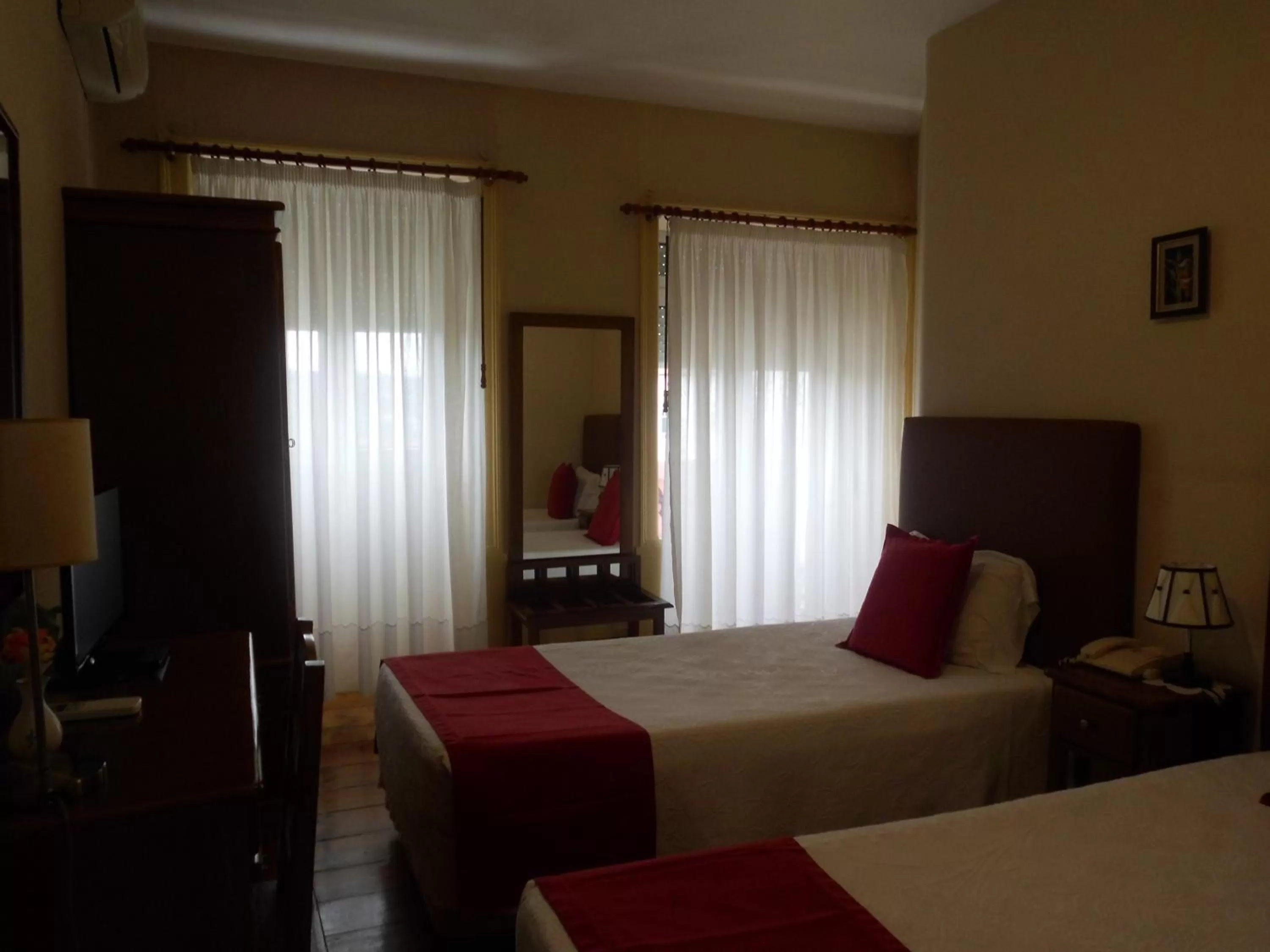 Bed in Hotel Larbelo