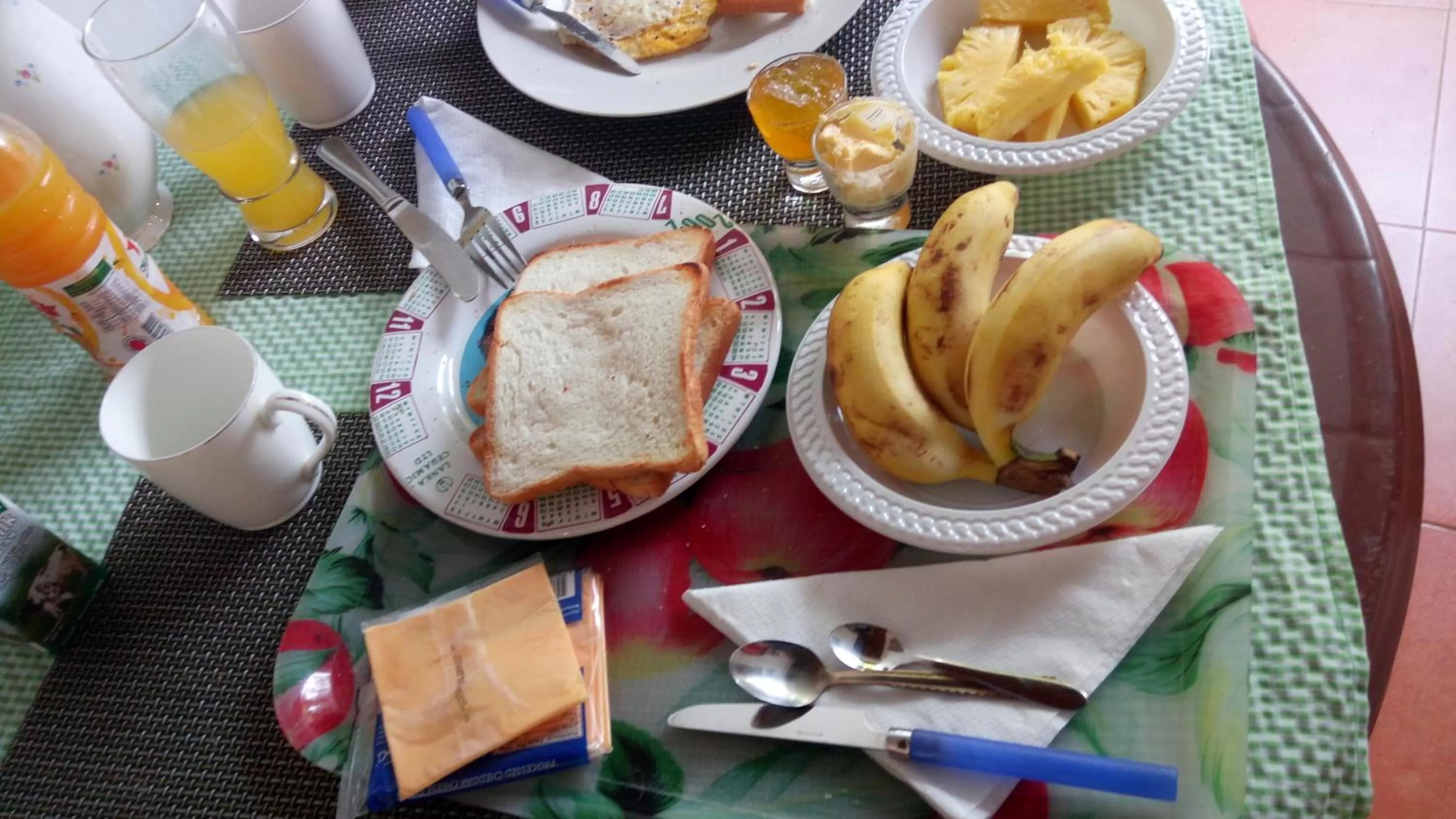 Breakfast in Sampathaa Residence