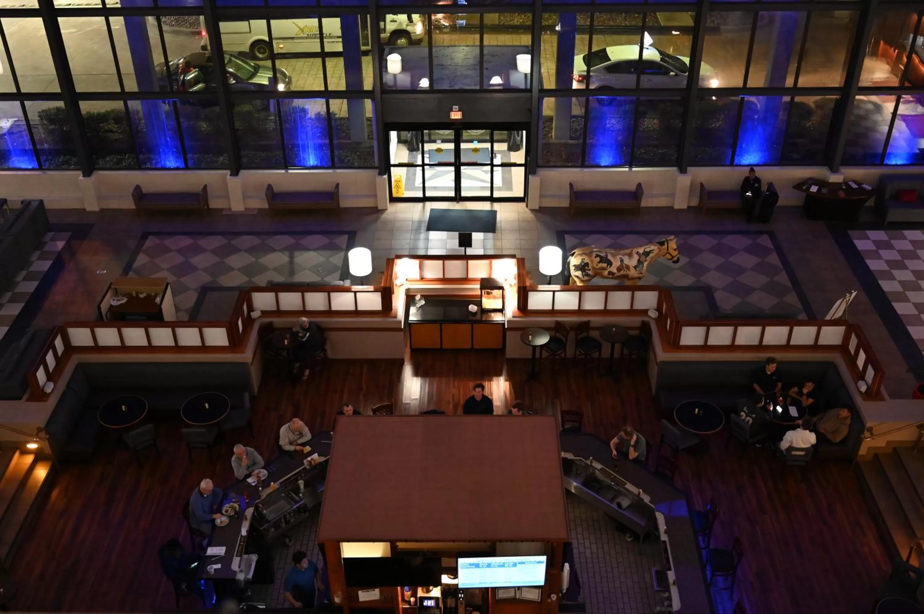 Restaurant/places to eat in Atrium Hotel and Suites DFW Airport