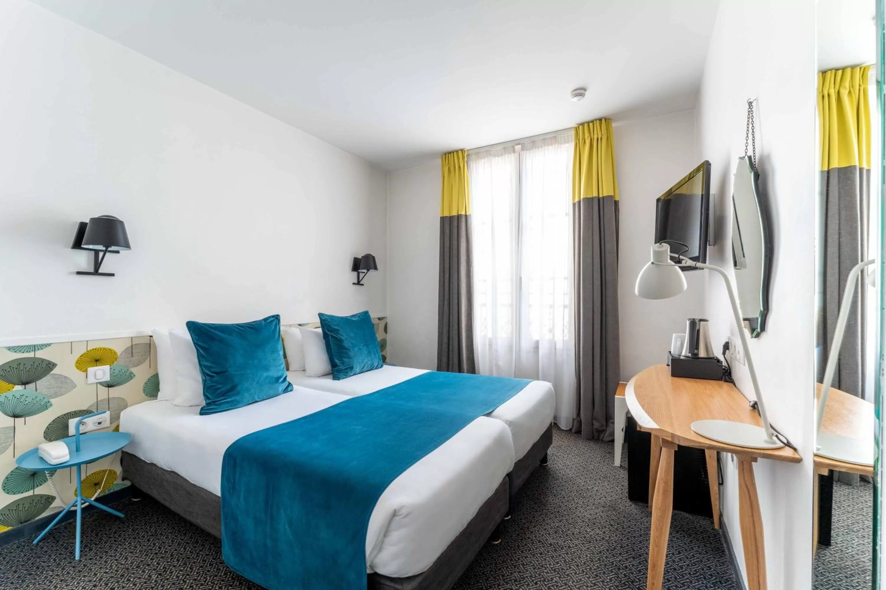 Bedroom, Bed in Hotel George - Astotel