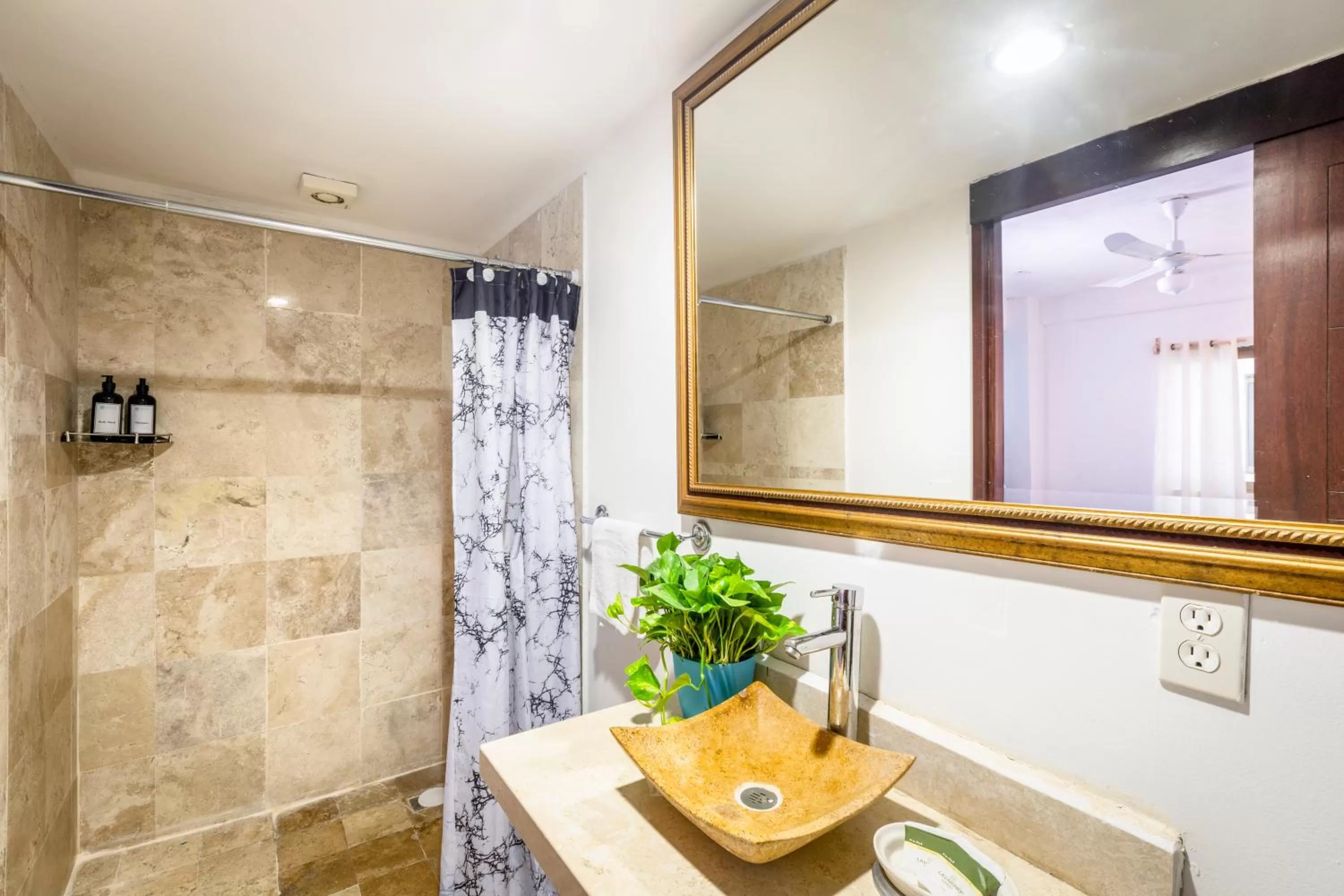 Shower in Hotel Pueblito Vallarta