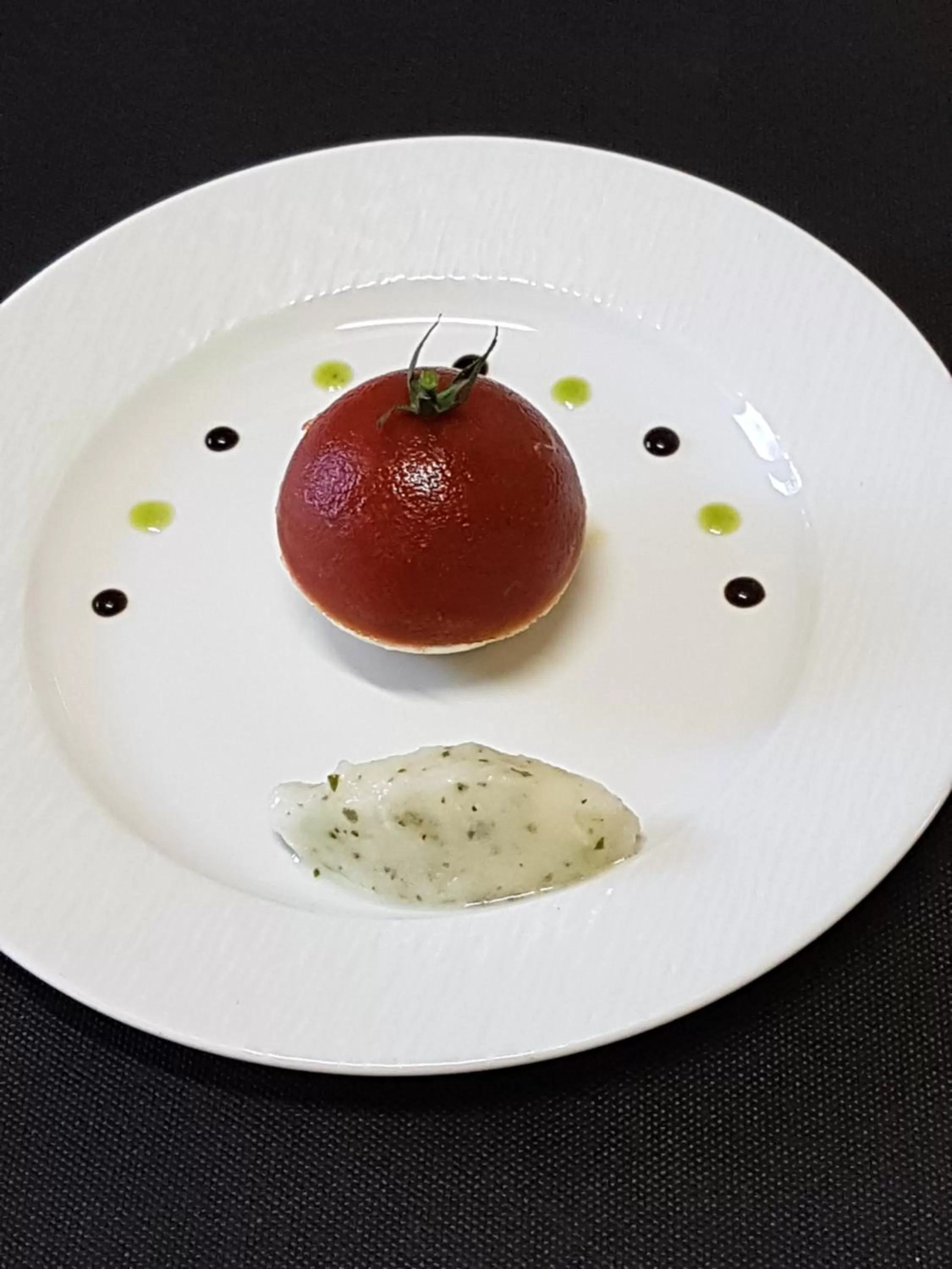 Restaurant/places to eat in Maison d'hôtes le Moulin de Bois Coûtant