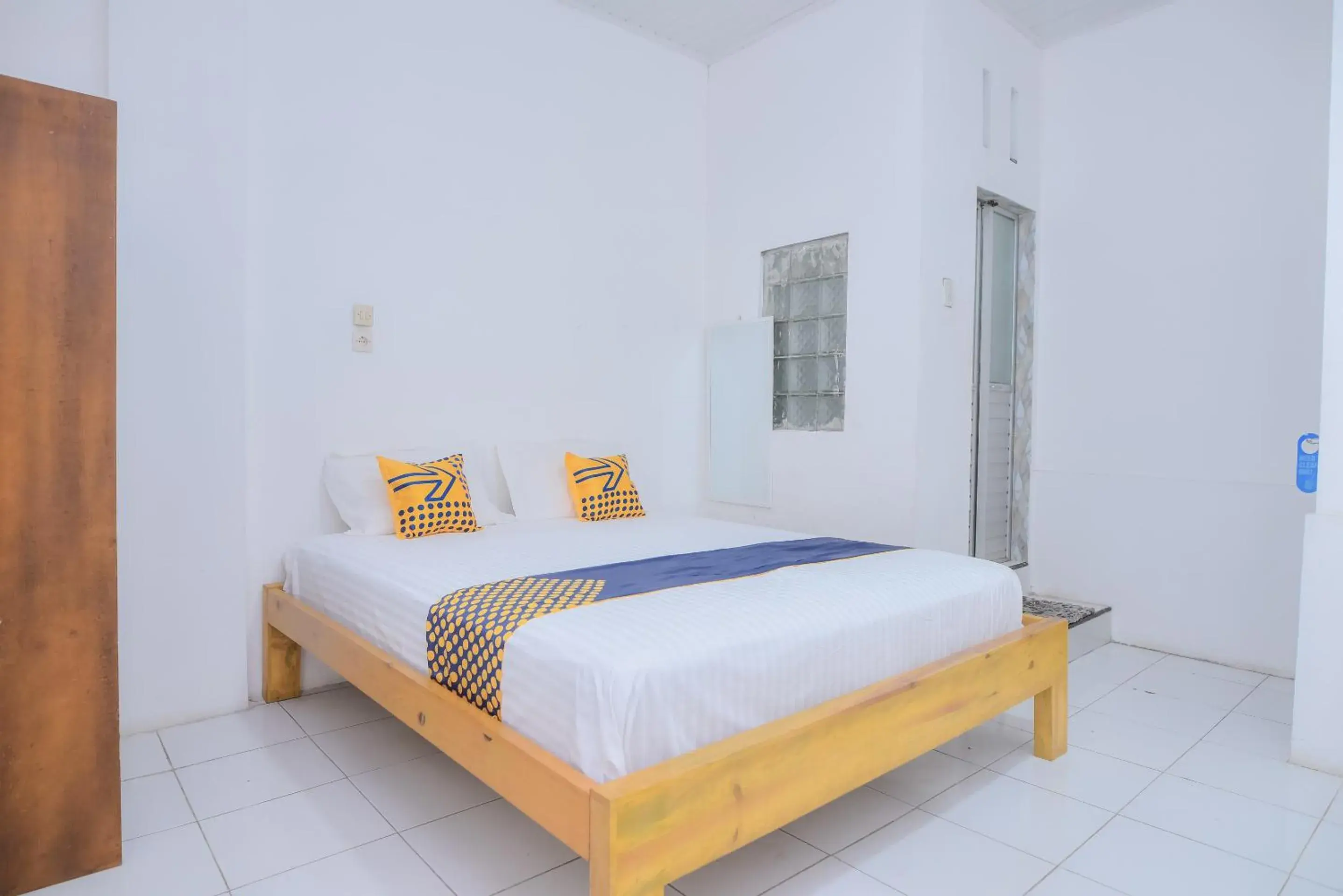 Bedroom, Bed in SPOT ON 2134 Seunia Hotel Bedroom, Bed in SPOT ON 2134 Seunia Hotel