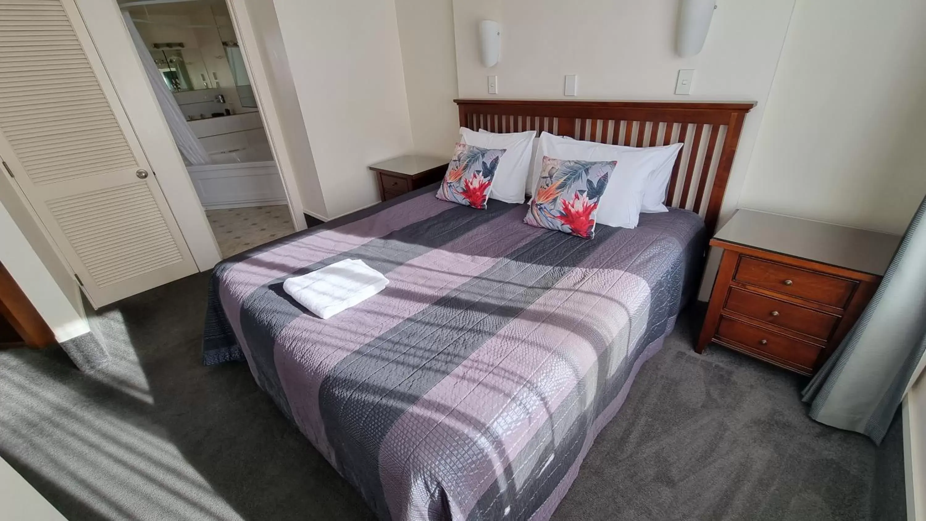 Superior Studio in 755 Regal Court Motel Superior Studio in 755 Regal Court Motel