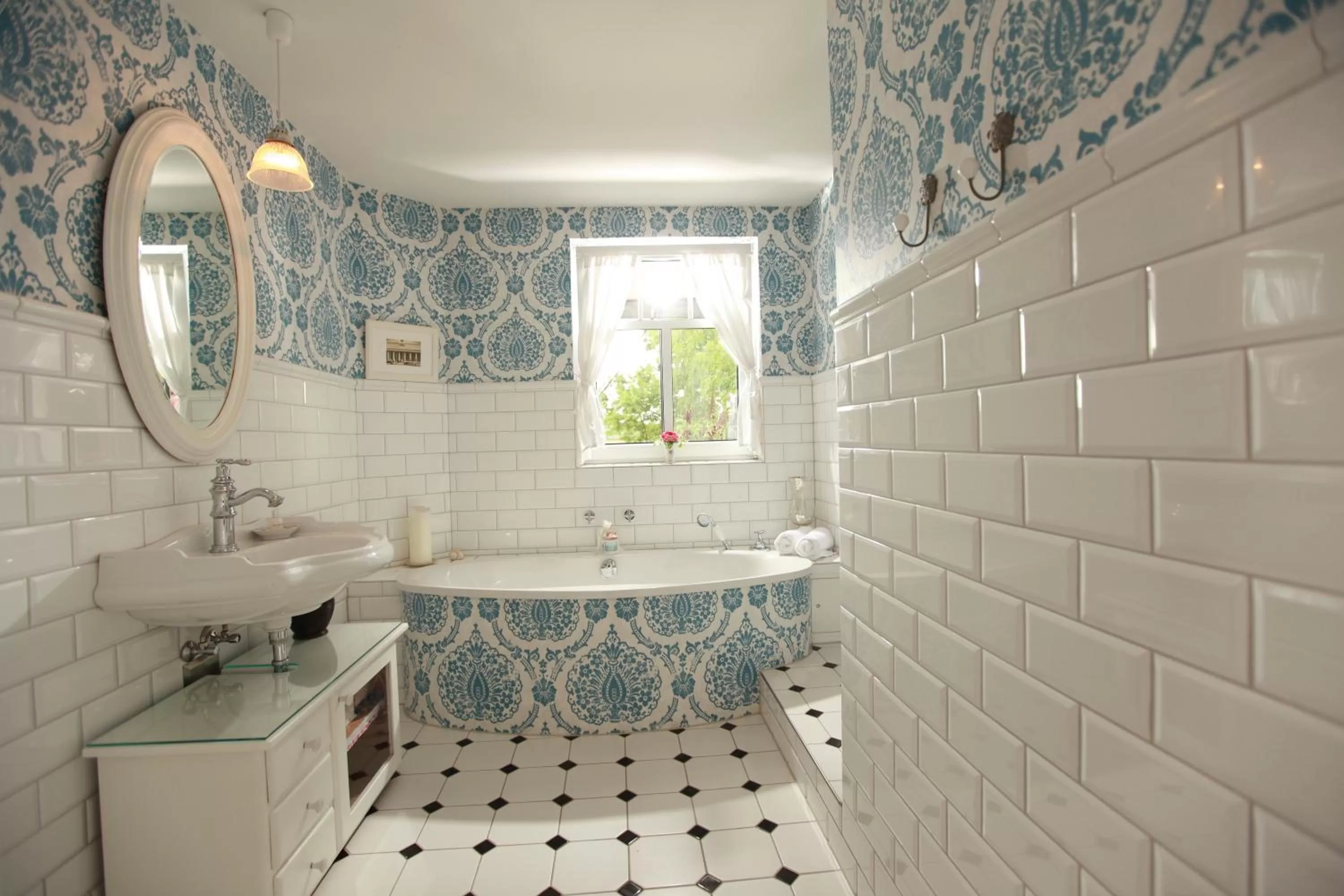 Bathroom in Weißt Du noch - Gästehäuser & Suiten