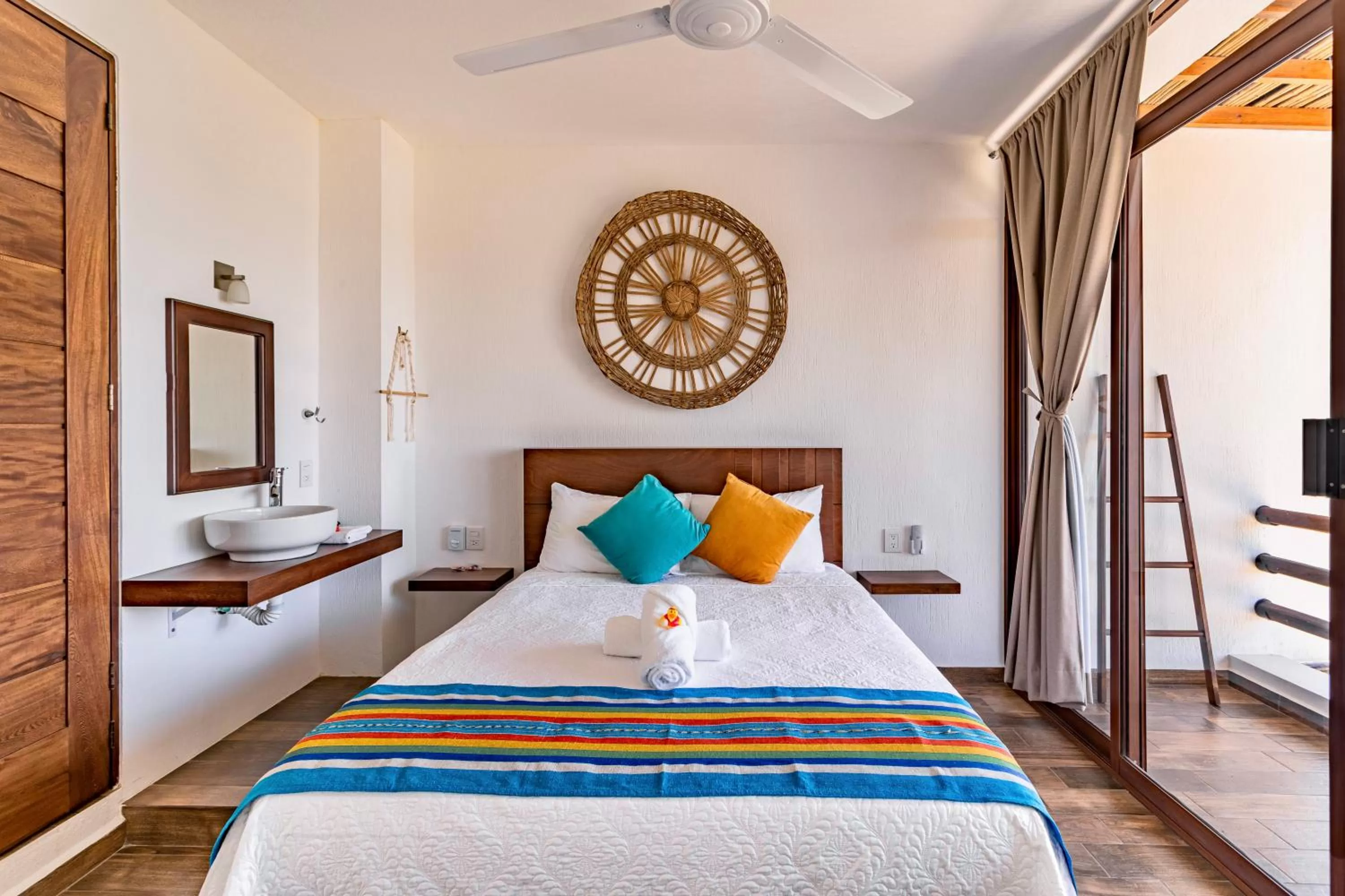 Bed in Punta Kai Hotel & Hostal