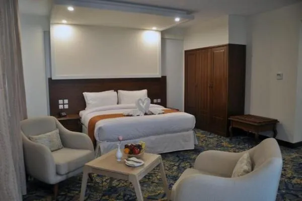 Bed in Sur Grand Hotel