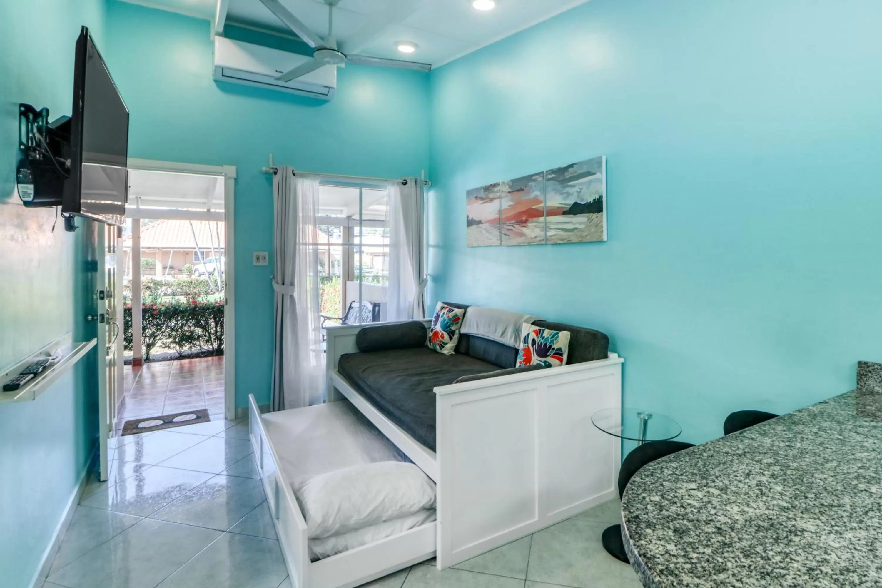 Bed in Villa Paraíso P-04