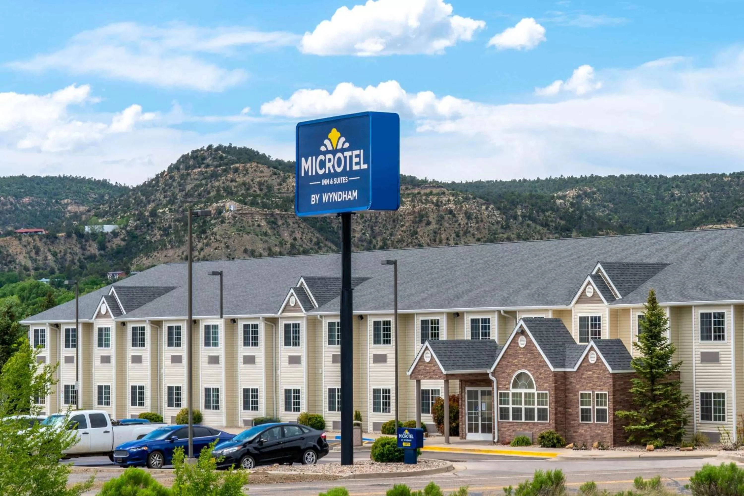 Microtel Inn & Suites