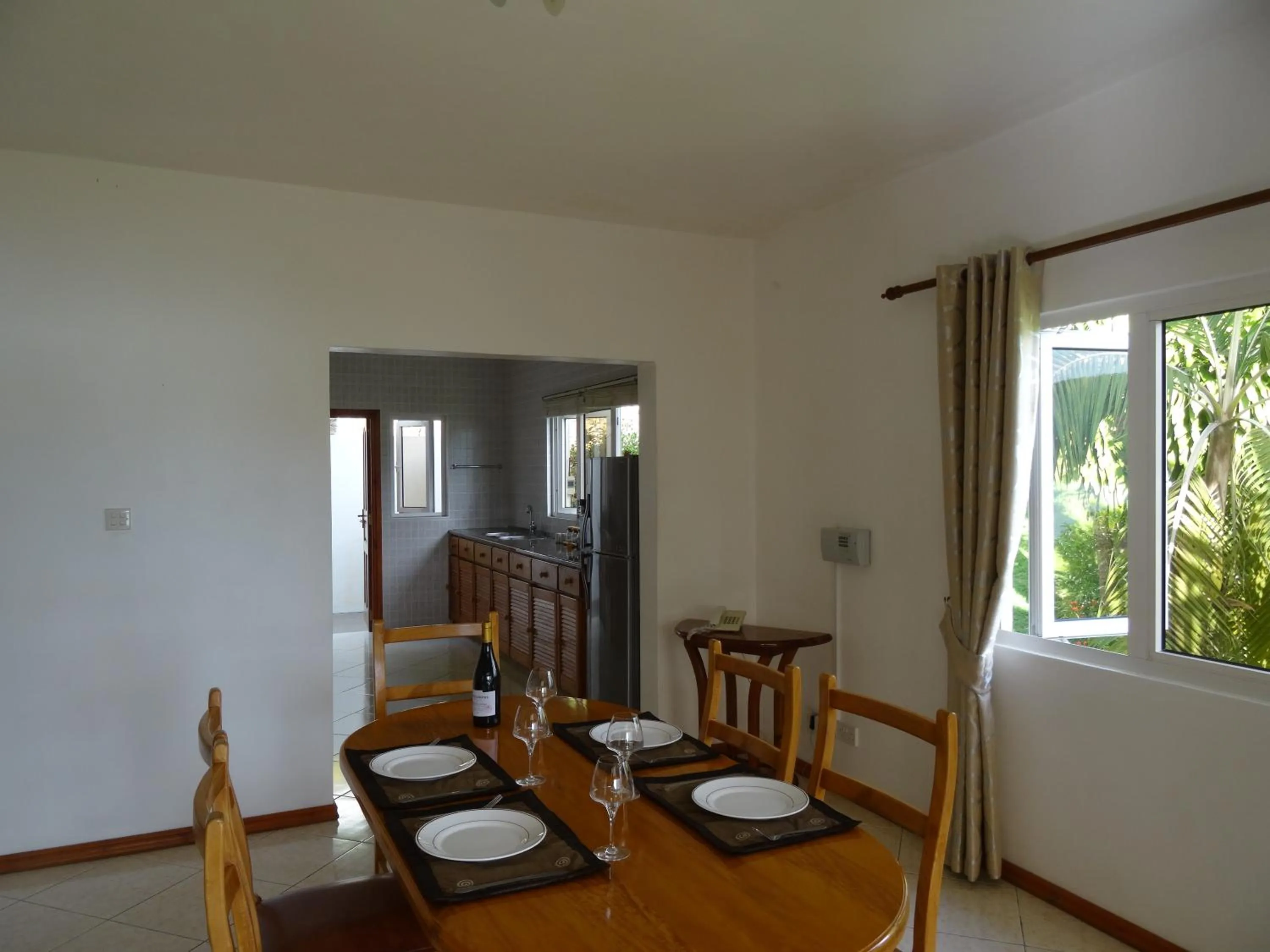 Kitchen or kitchenette in Sailfish Beach Villas