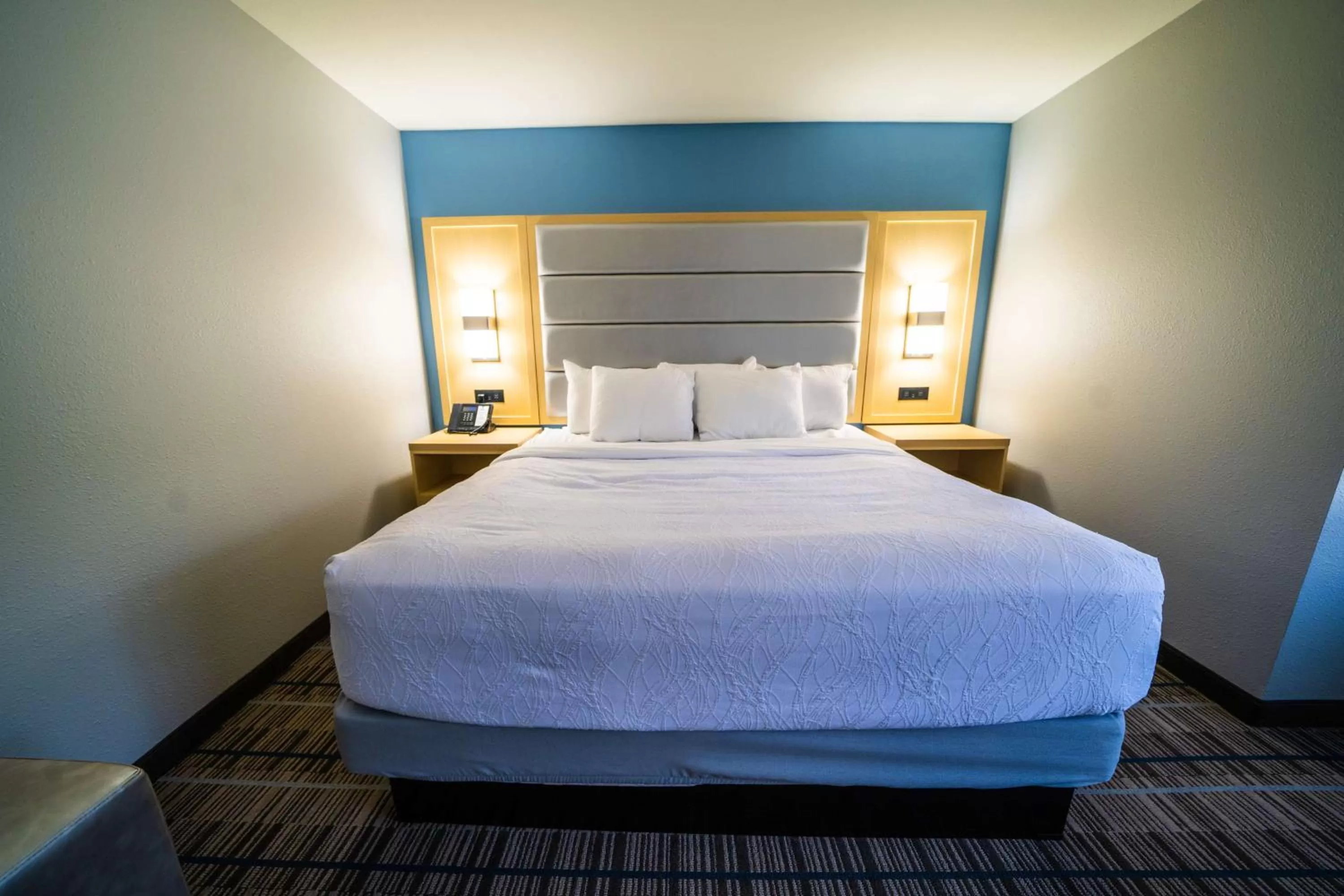 Photo of the whole room, Bed in Best Western Brigham City Inn & Suites