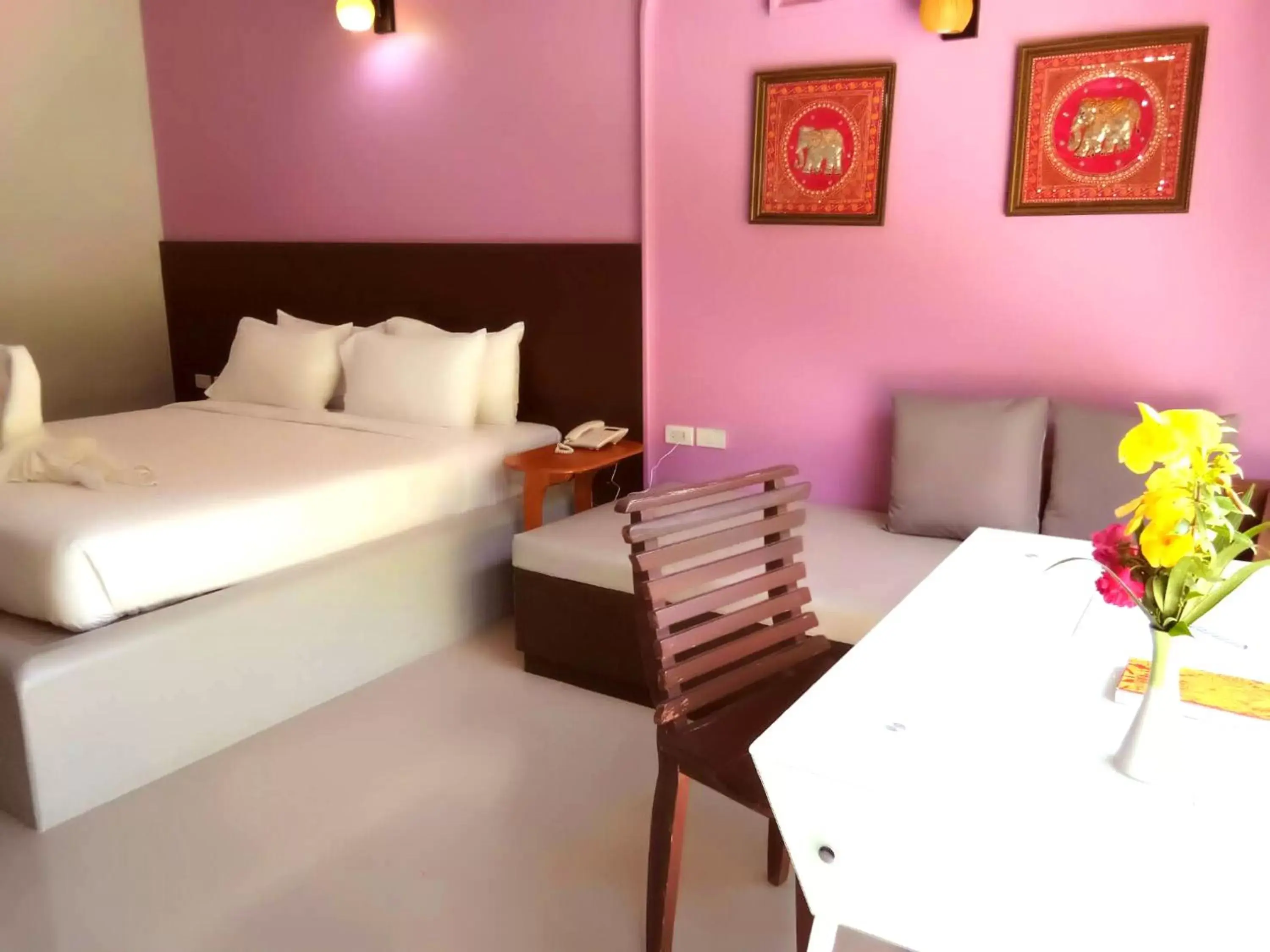 Deluxe Double or Twin Room in Arawan Krabi Beach Resort Deluxe Double or Twin Room in Arawan Krabi Beach Resort