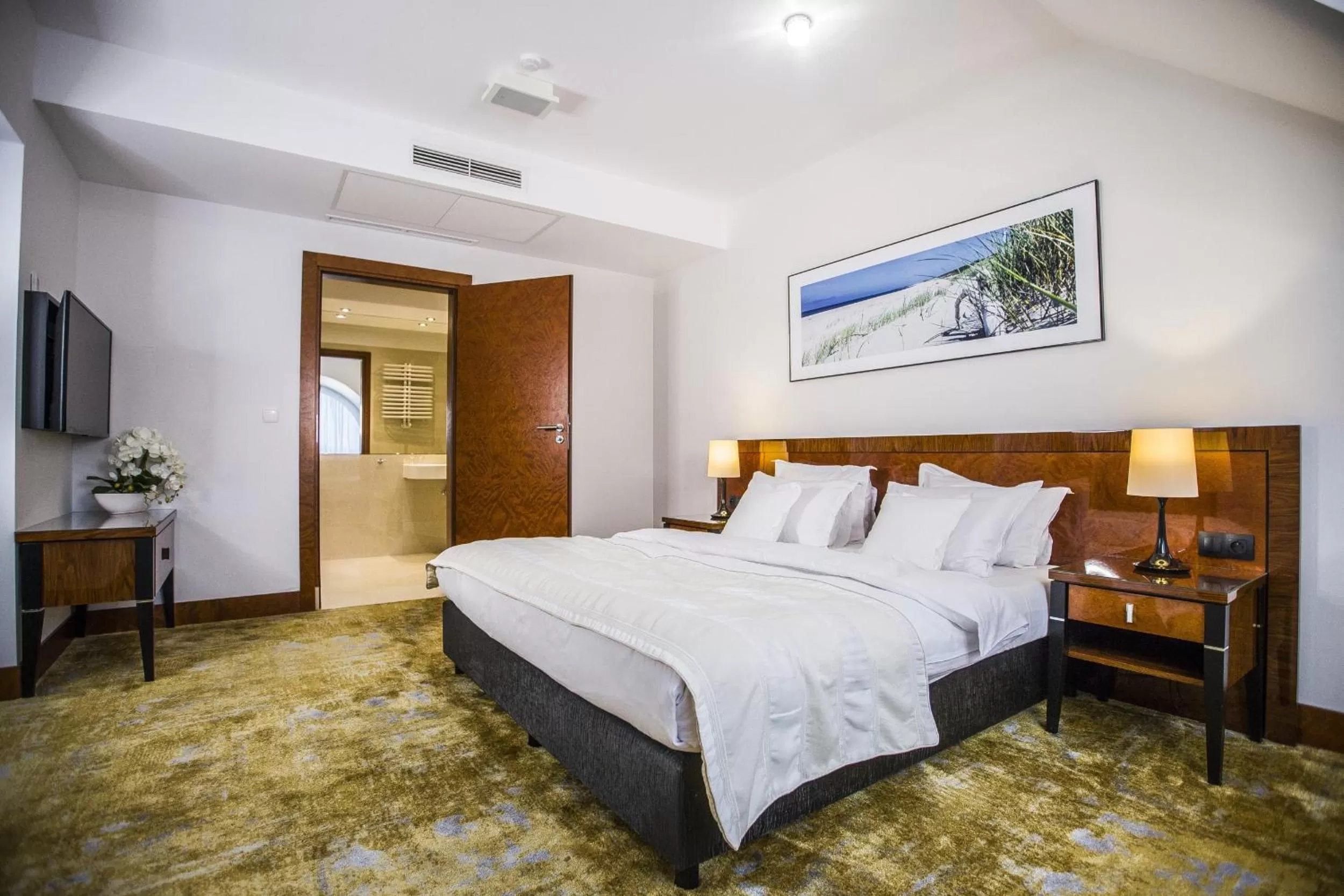 Photo of the whole room, Bed in Grand Lubicz Uzdrowisko Ustka