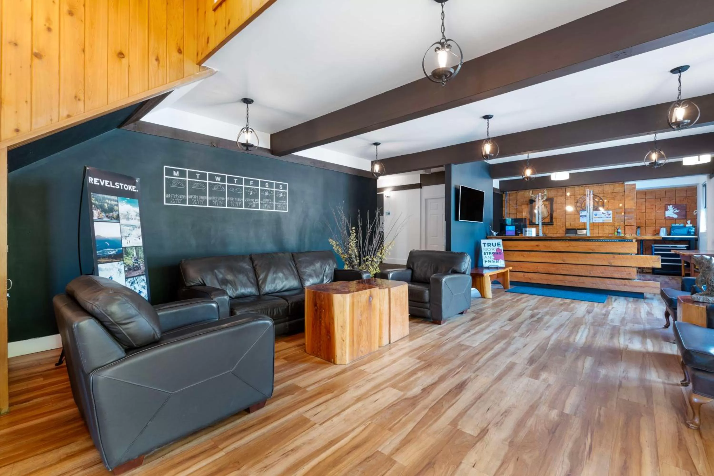 Lobby or reception in Stoke Hotel SureStay Collection by Best Western