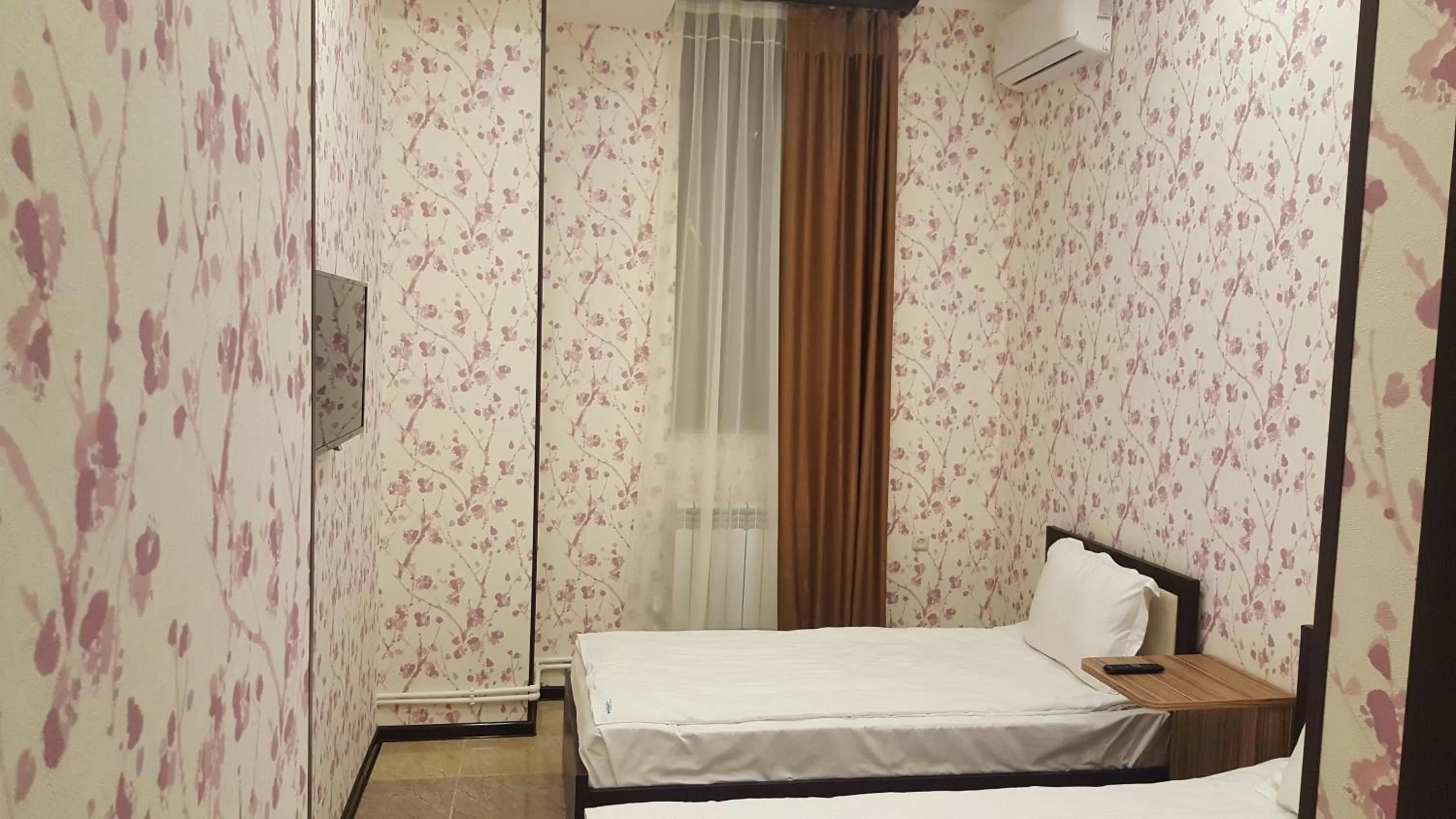 Bedroom, Bed in Eridana Hotel