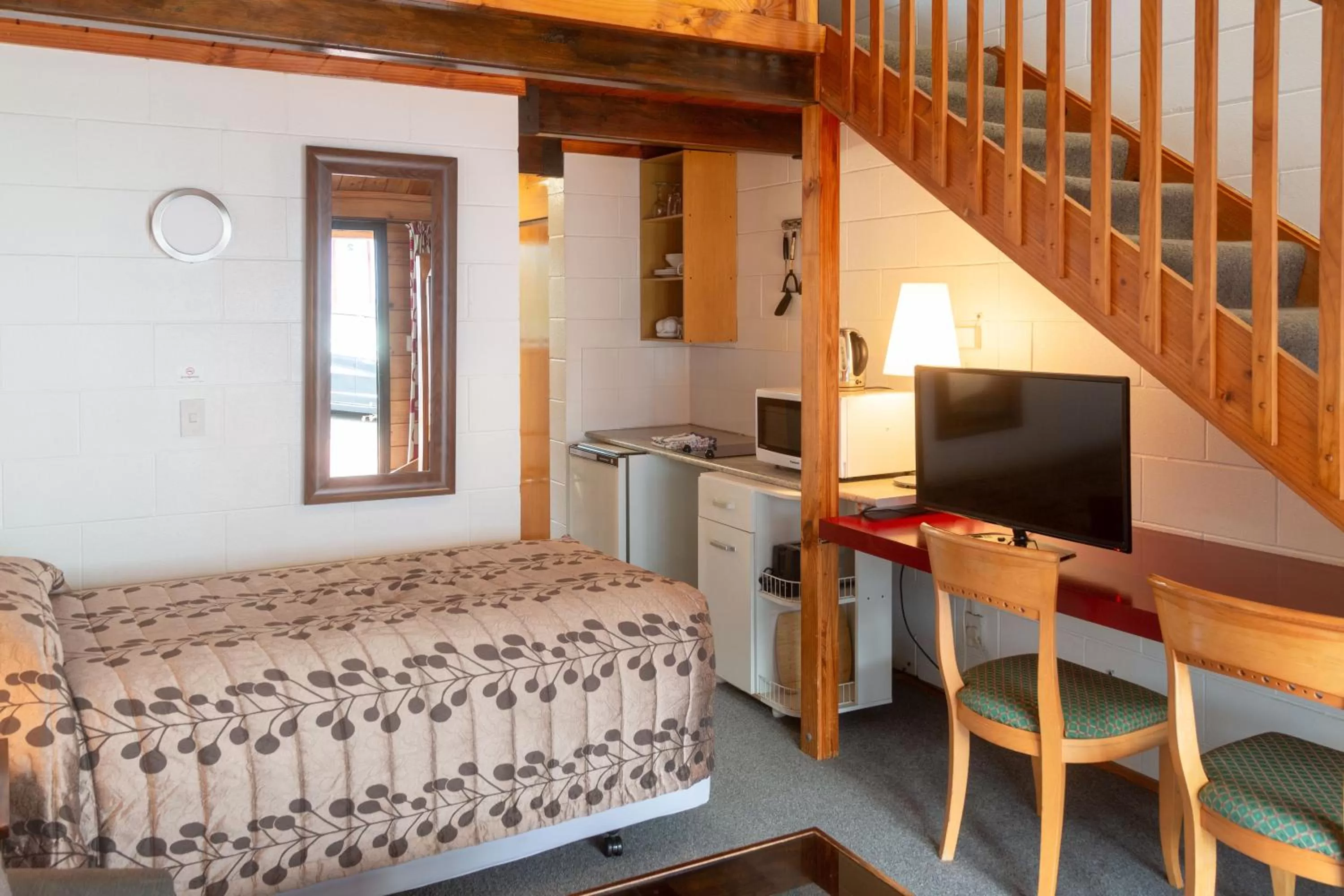 Bed in New Haven Motel