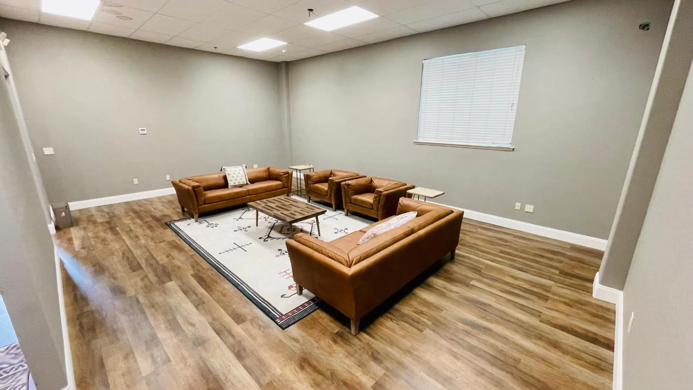 Game Room in Yosemite View Lodge