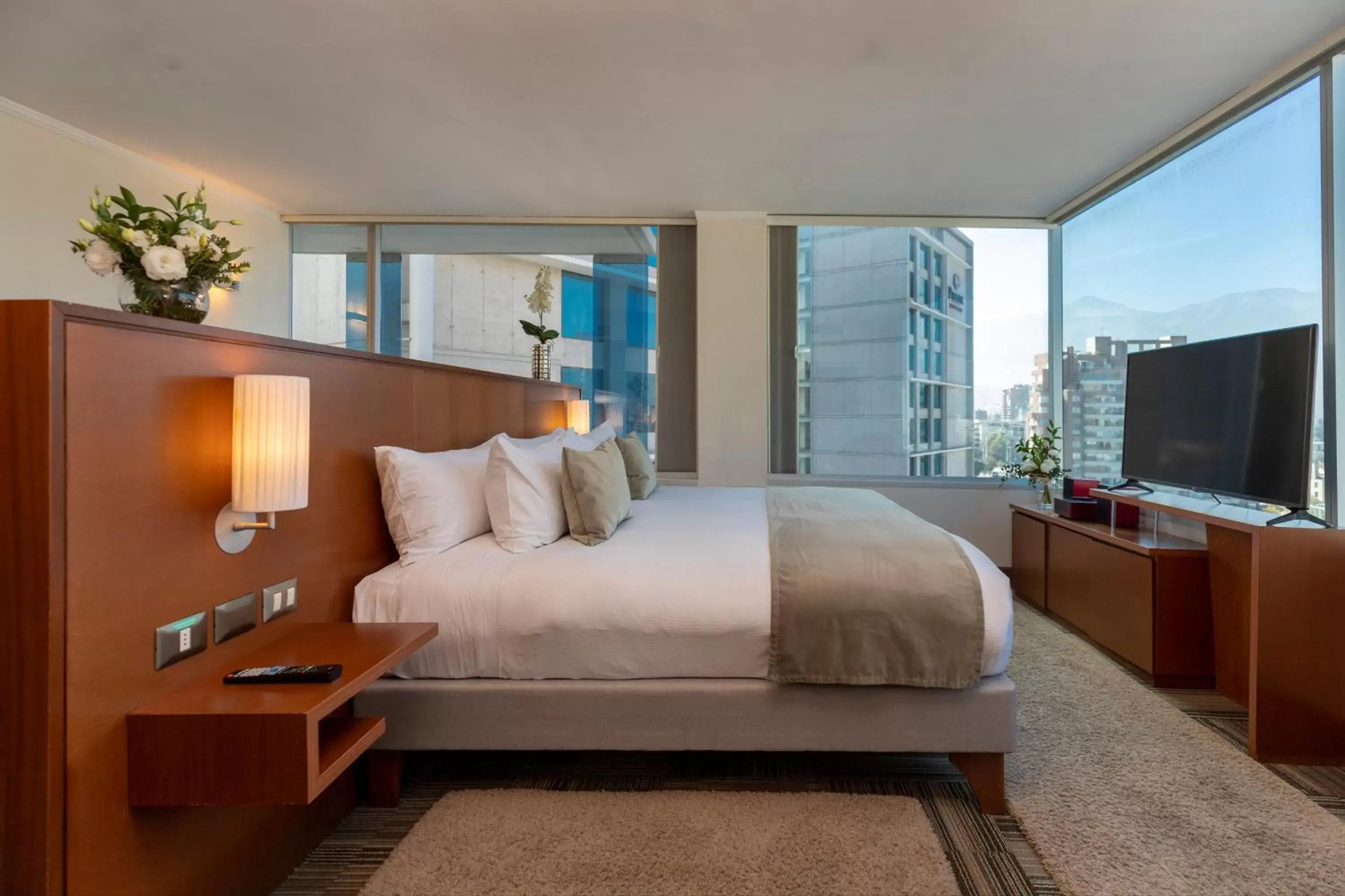 King Suite in Best Western Premier Marina Las Condes King Suite in Best Western Premier Marina Las Condes