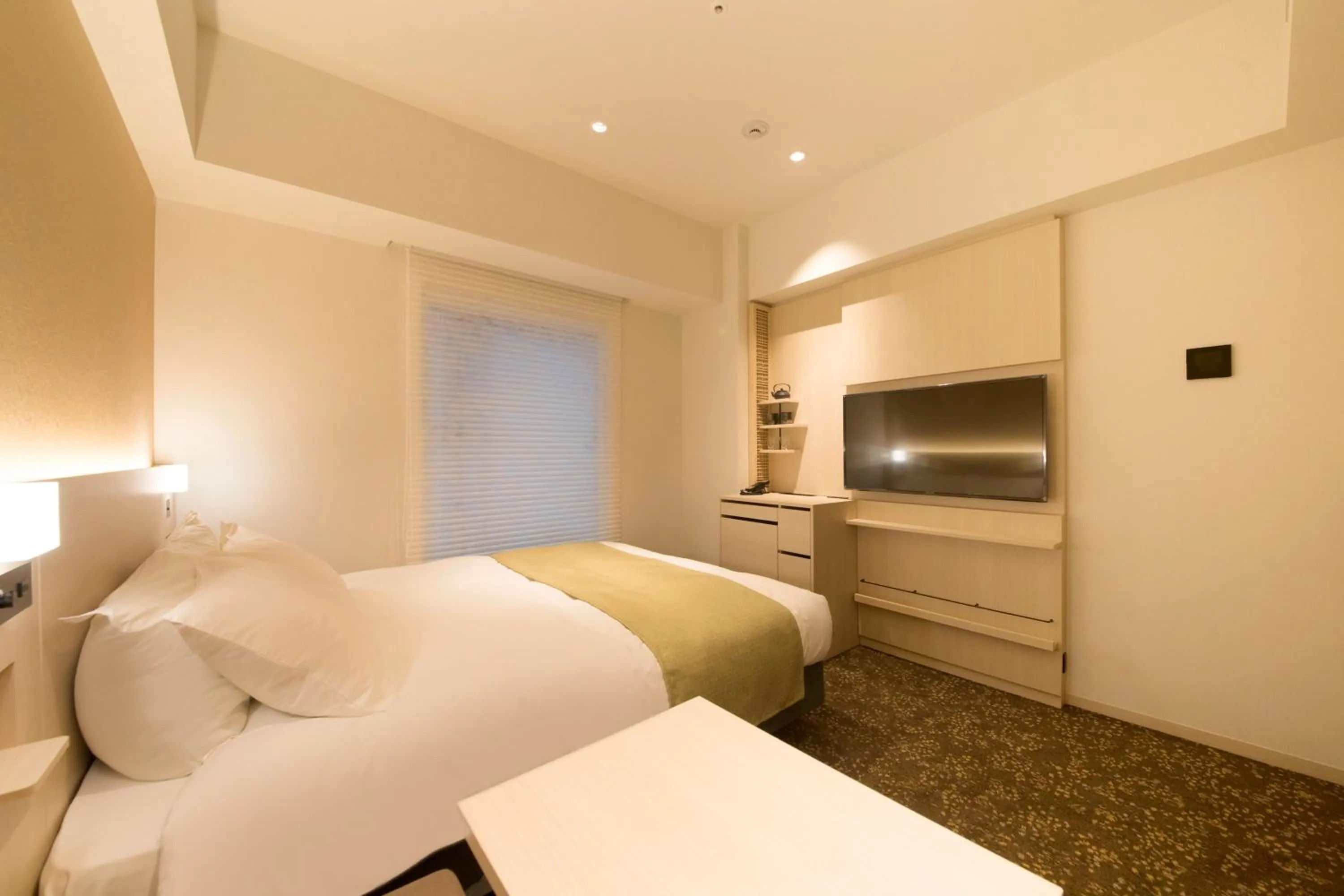 Photo of the whole room, Bed in Hotel Yaenomidori Tokyo