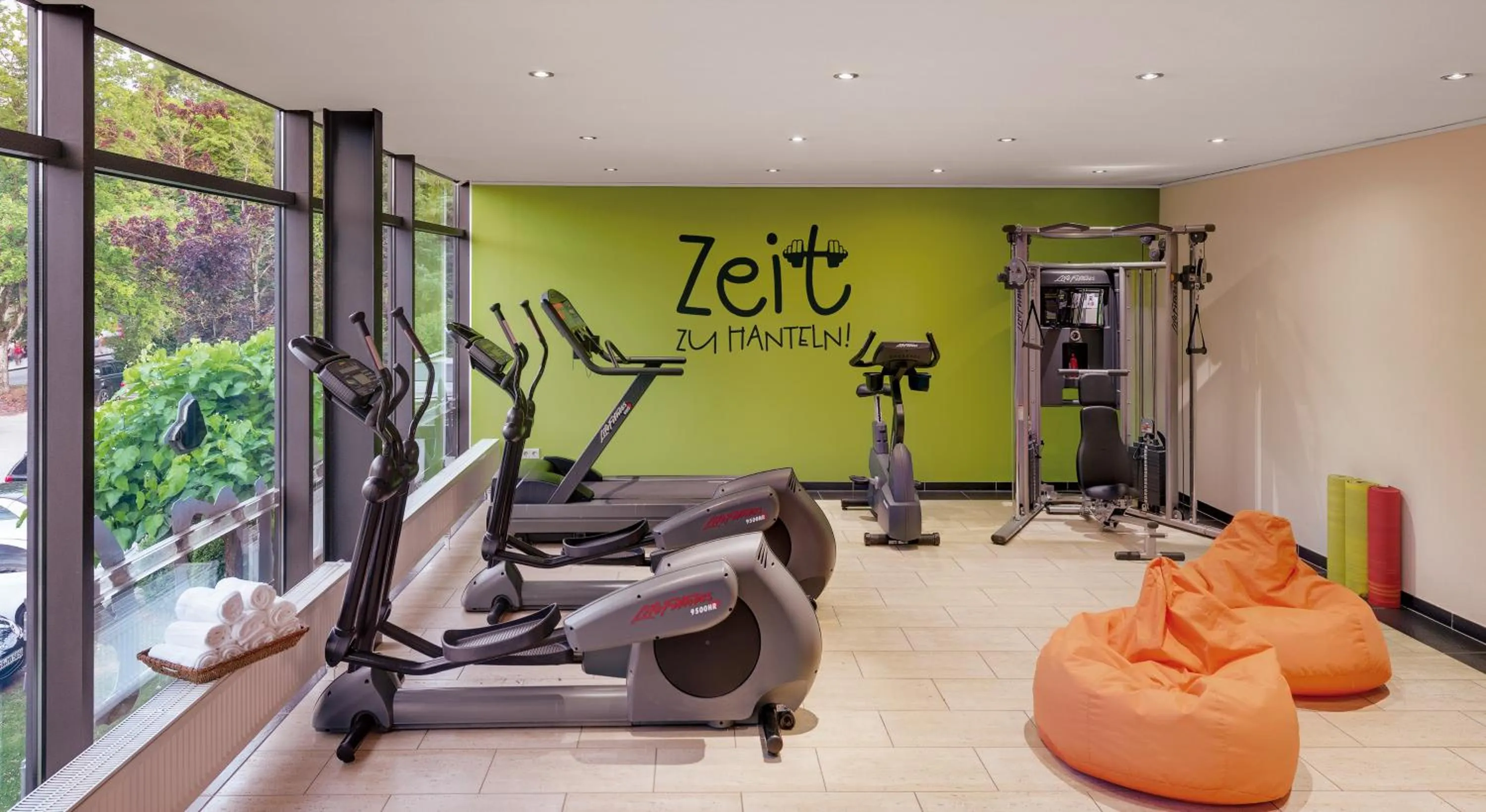 Day in Nells Park Hotel