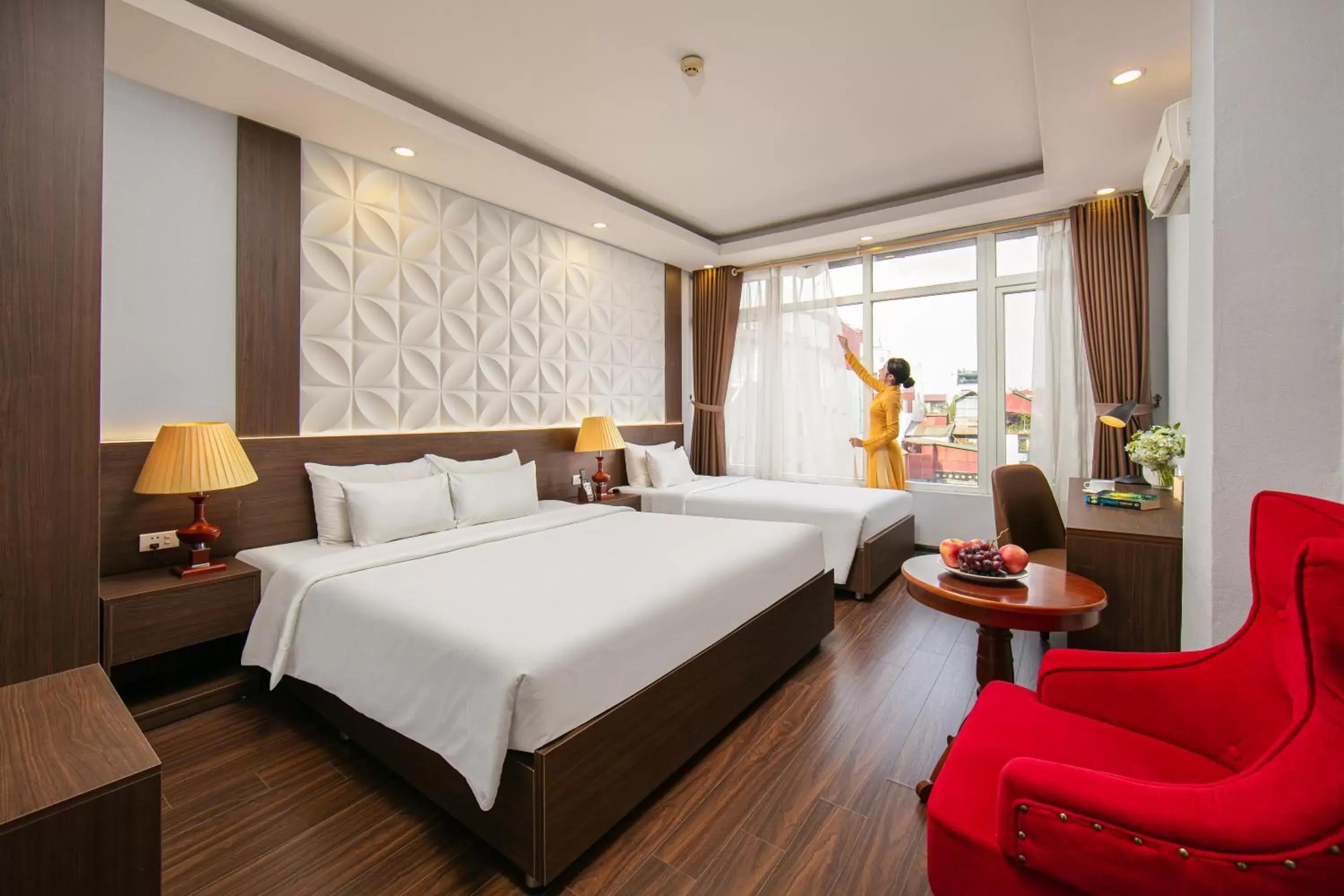 Family Suite - single occupancy in Hanoi Diamond King Hotel & Travel Family Suite - single occupancy in Hanoi Diamond King Hotel & Travel