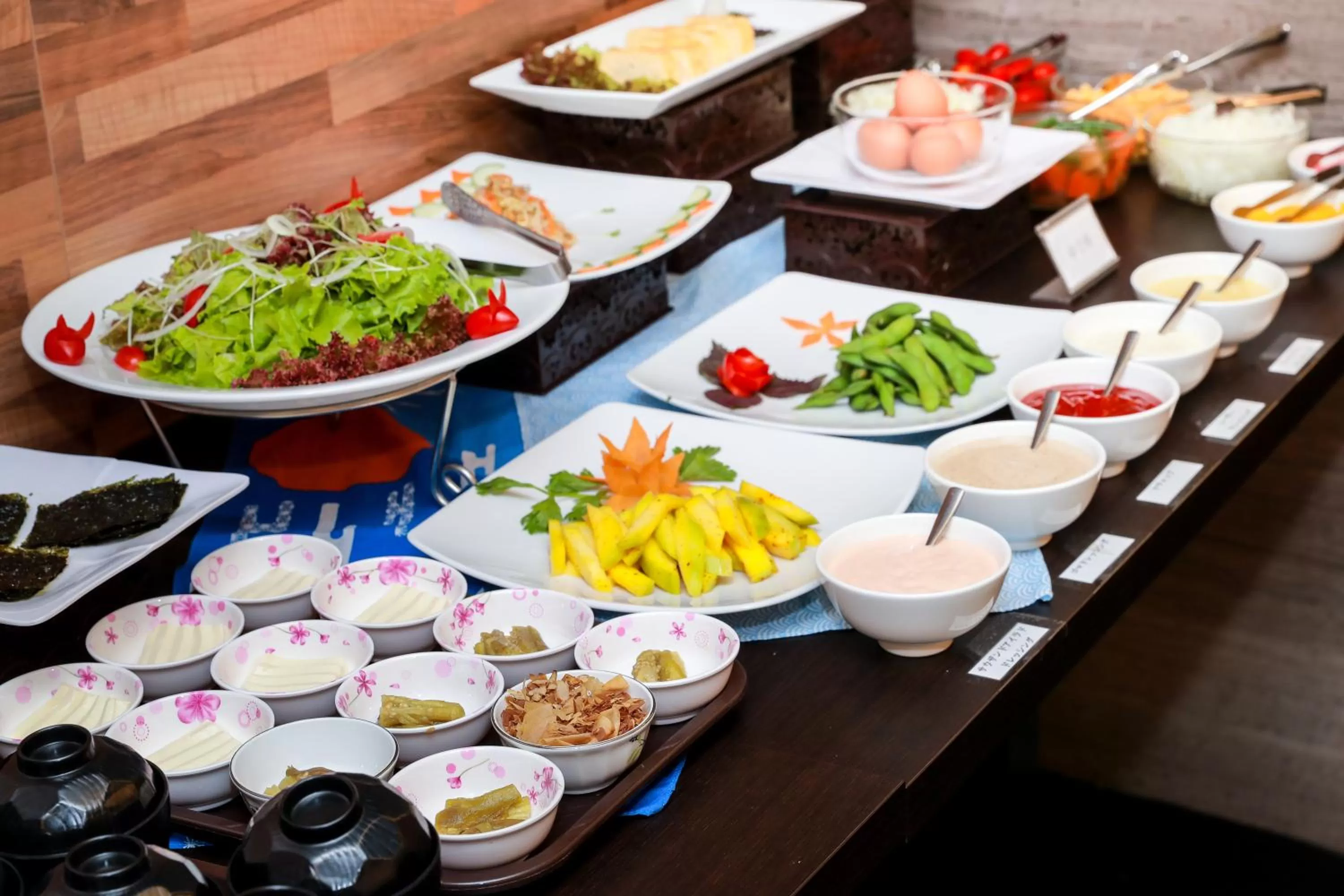 Restaurant/places to eat in Kuretake Inn Kim Ma 132