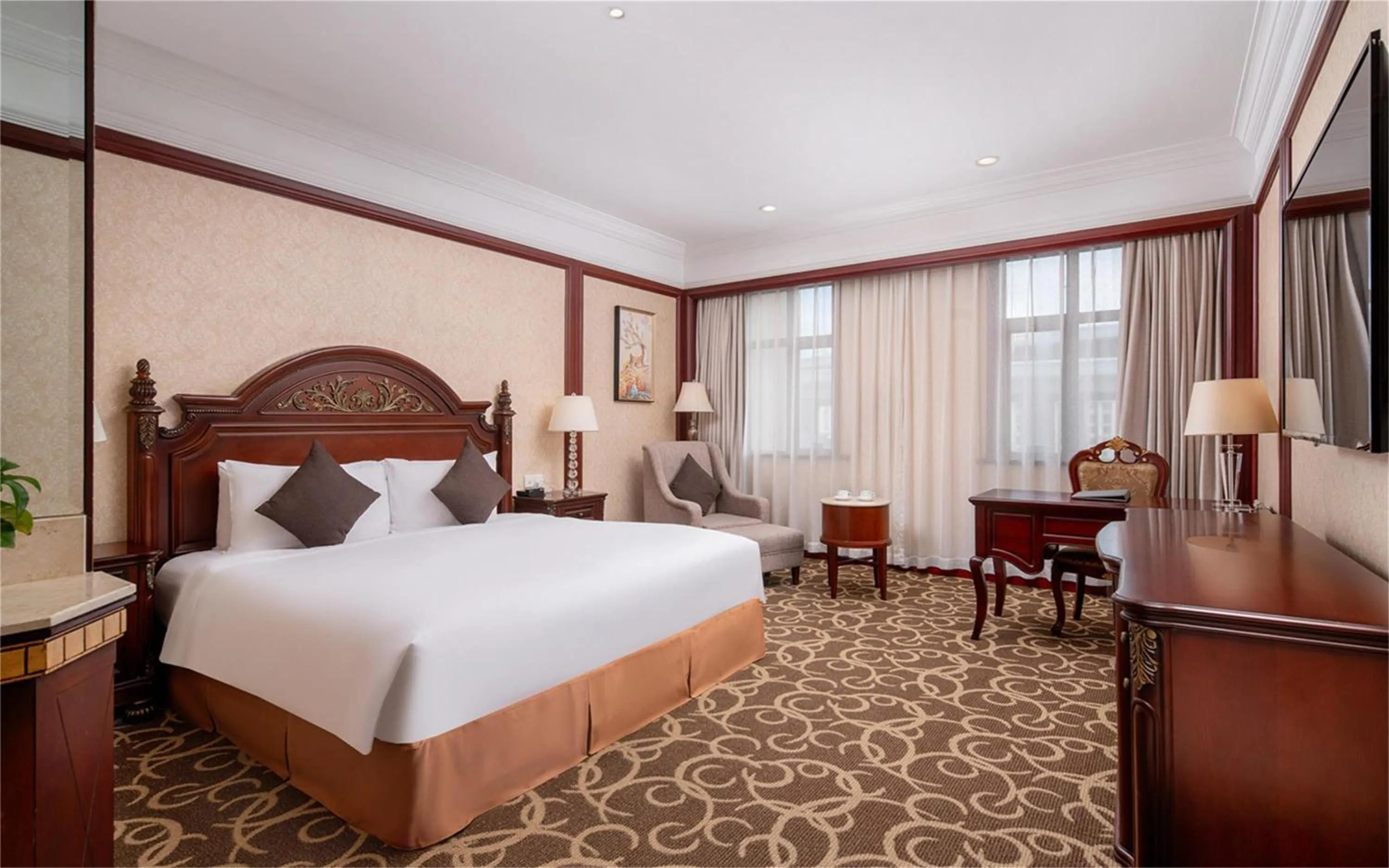 Deluxe Queen in Wyndham Shanghai Hongqiao-Near NECC