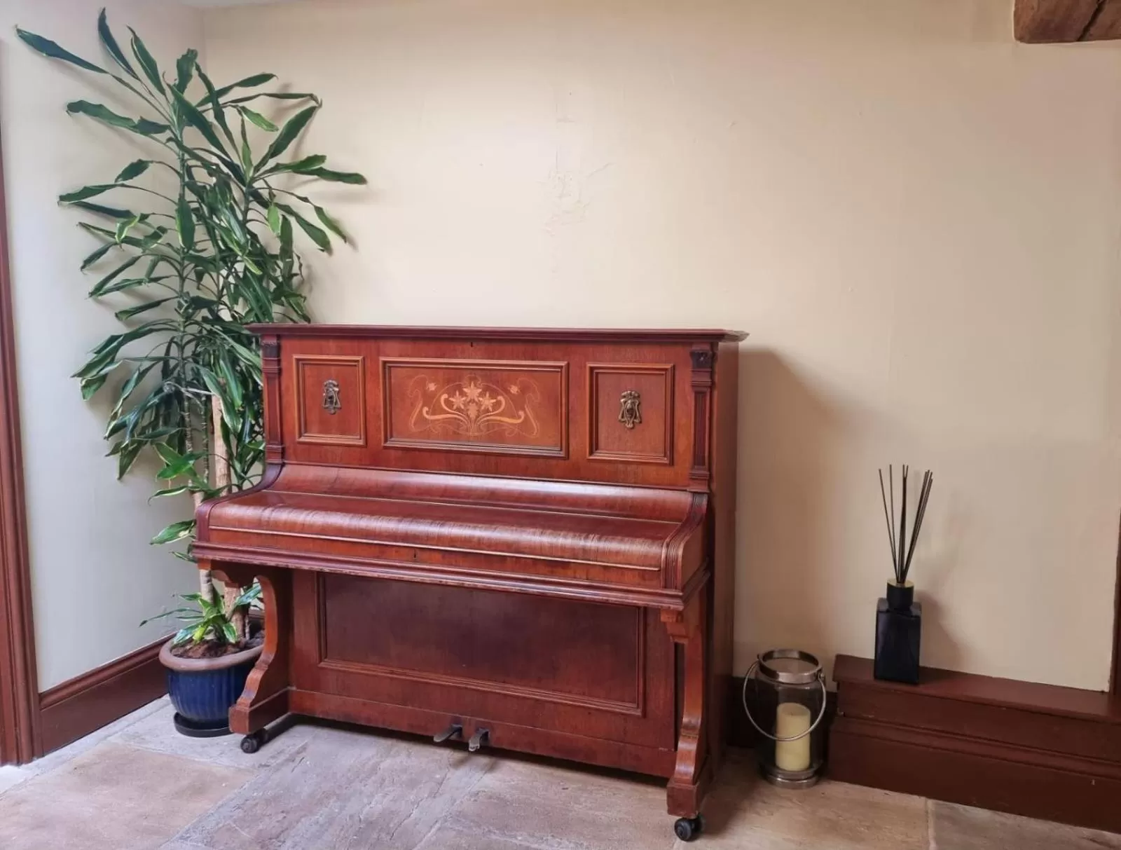 Lounge or bar in The Royal Oak Duddington