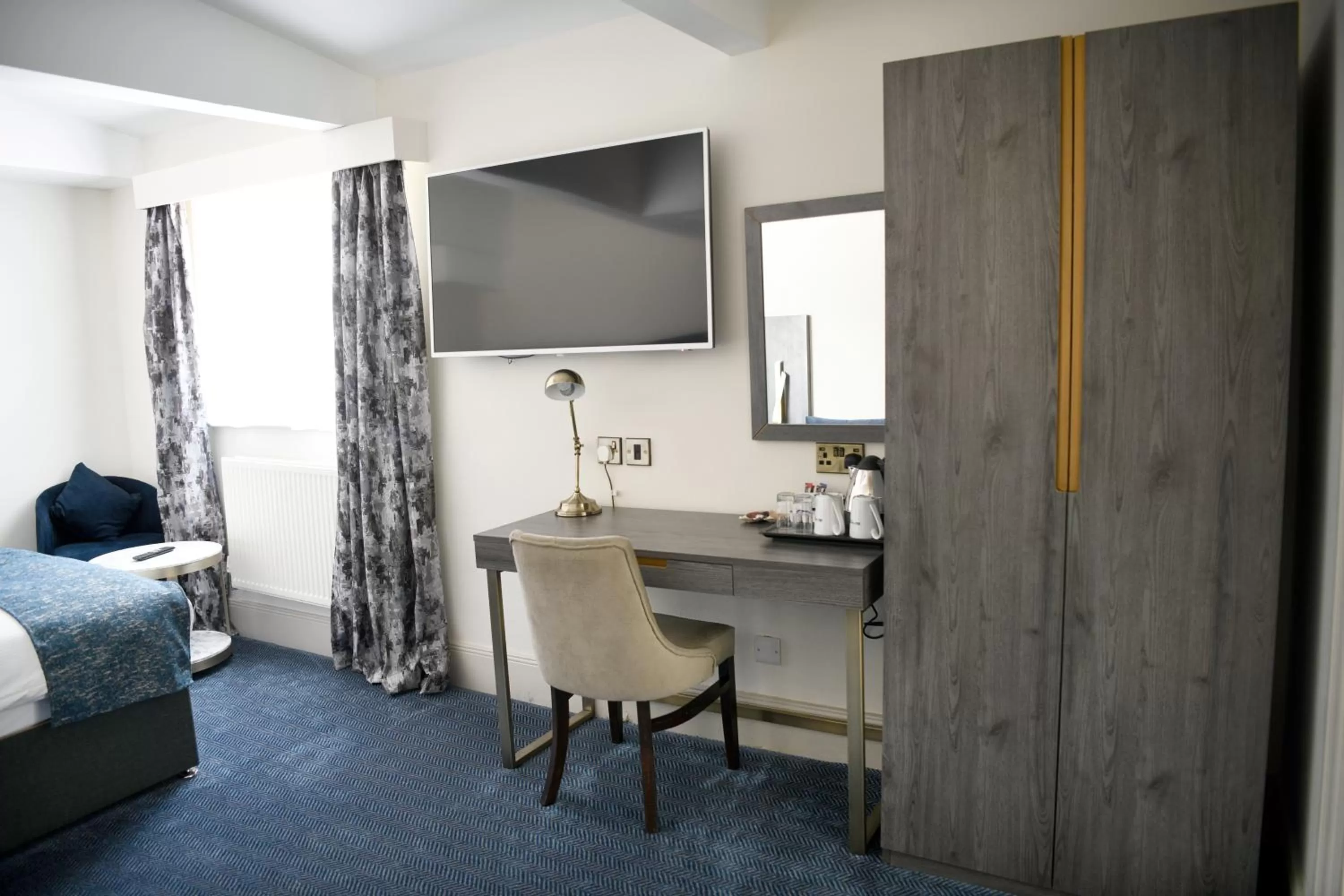 Photo of the whole room, Bed in Dover Marina Hotel & Spa, Tapestry Collection by Hilton