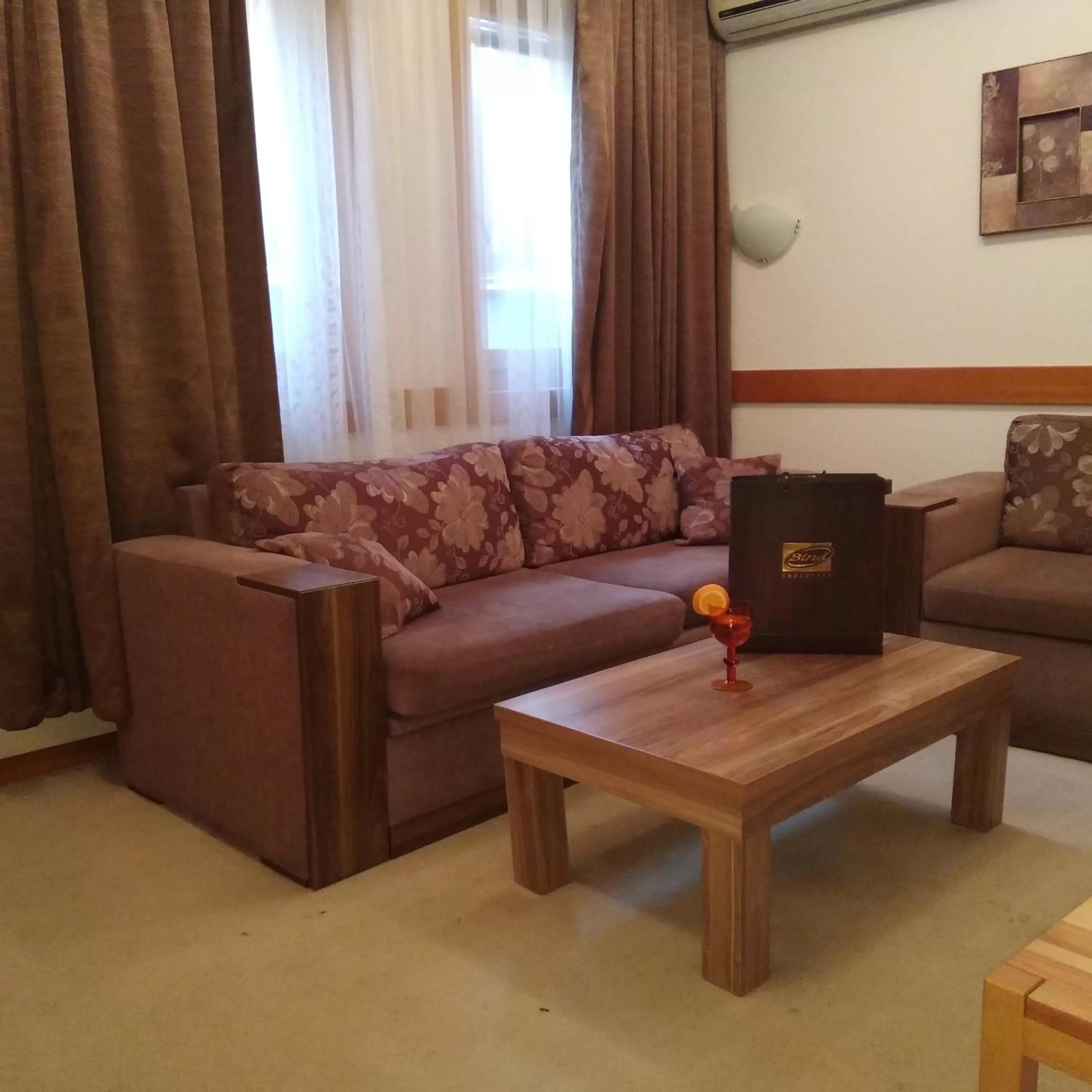 Seating area in Hotel Berr