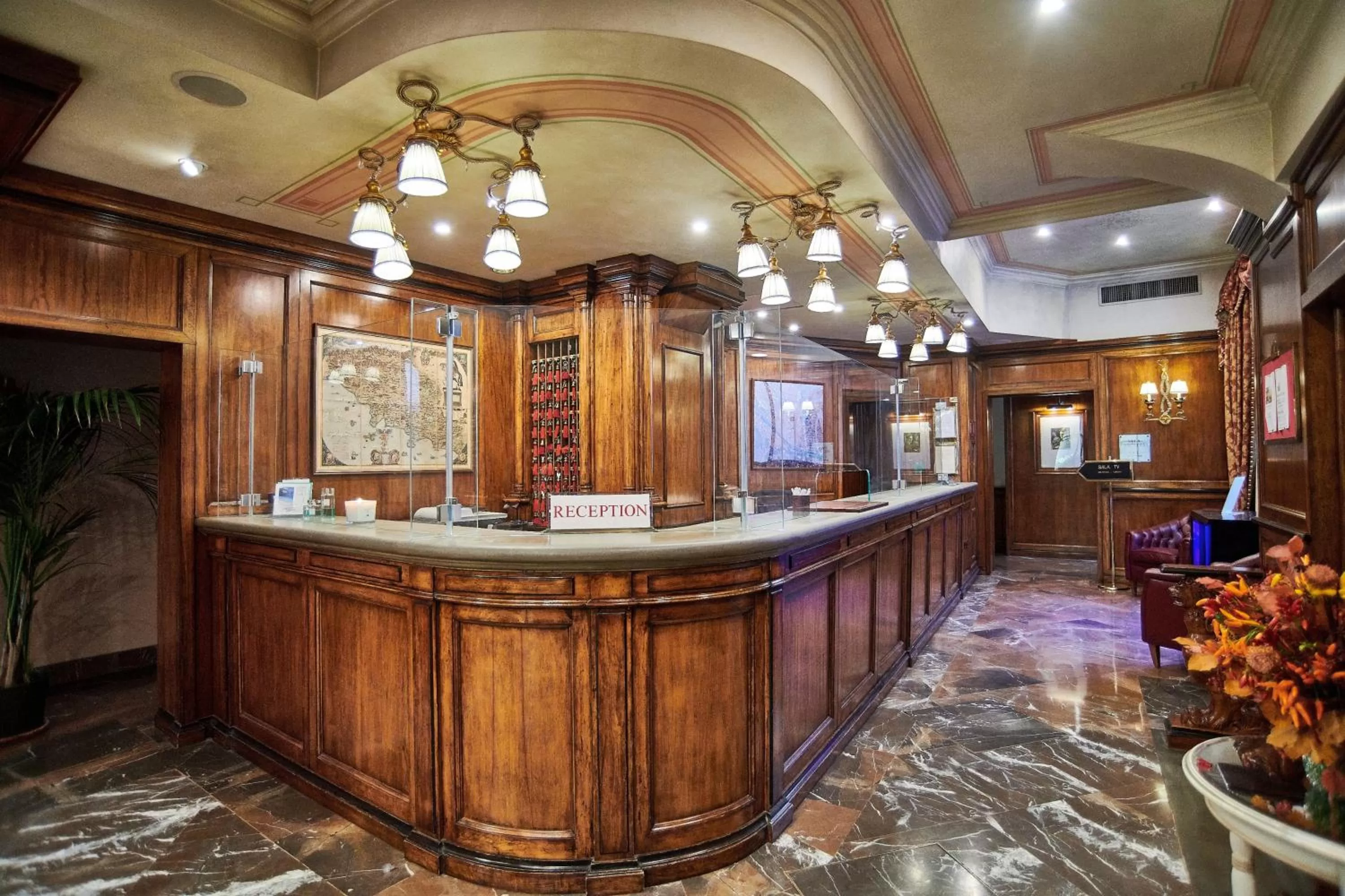 Lobby or reception in Adler Cavalieri Hotel-Private Spa & Gym