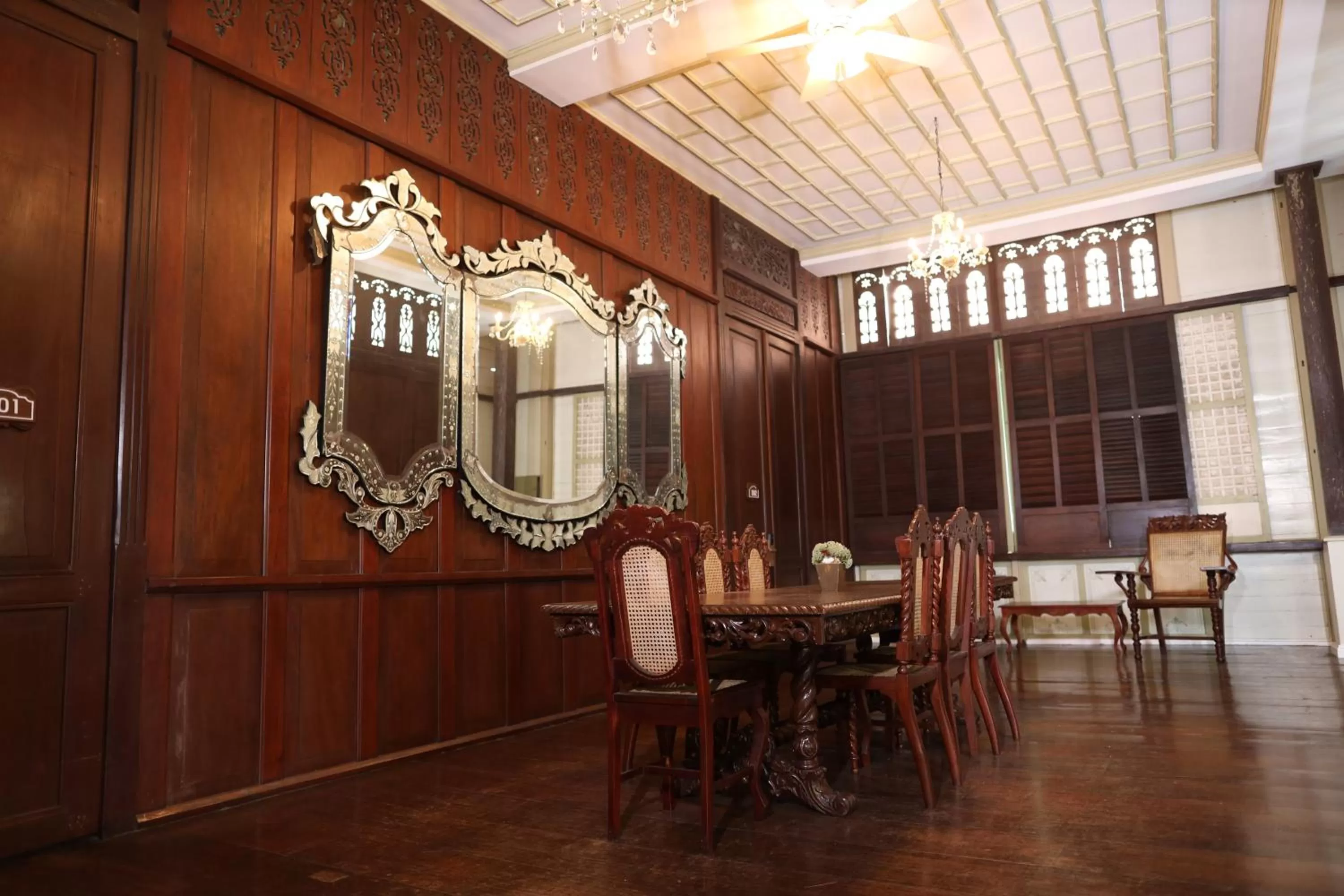 Dining area in Las Casas Filipinas de Acuzar