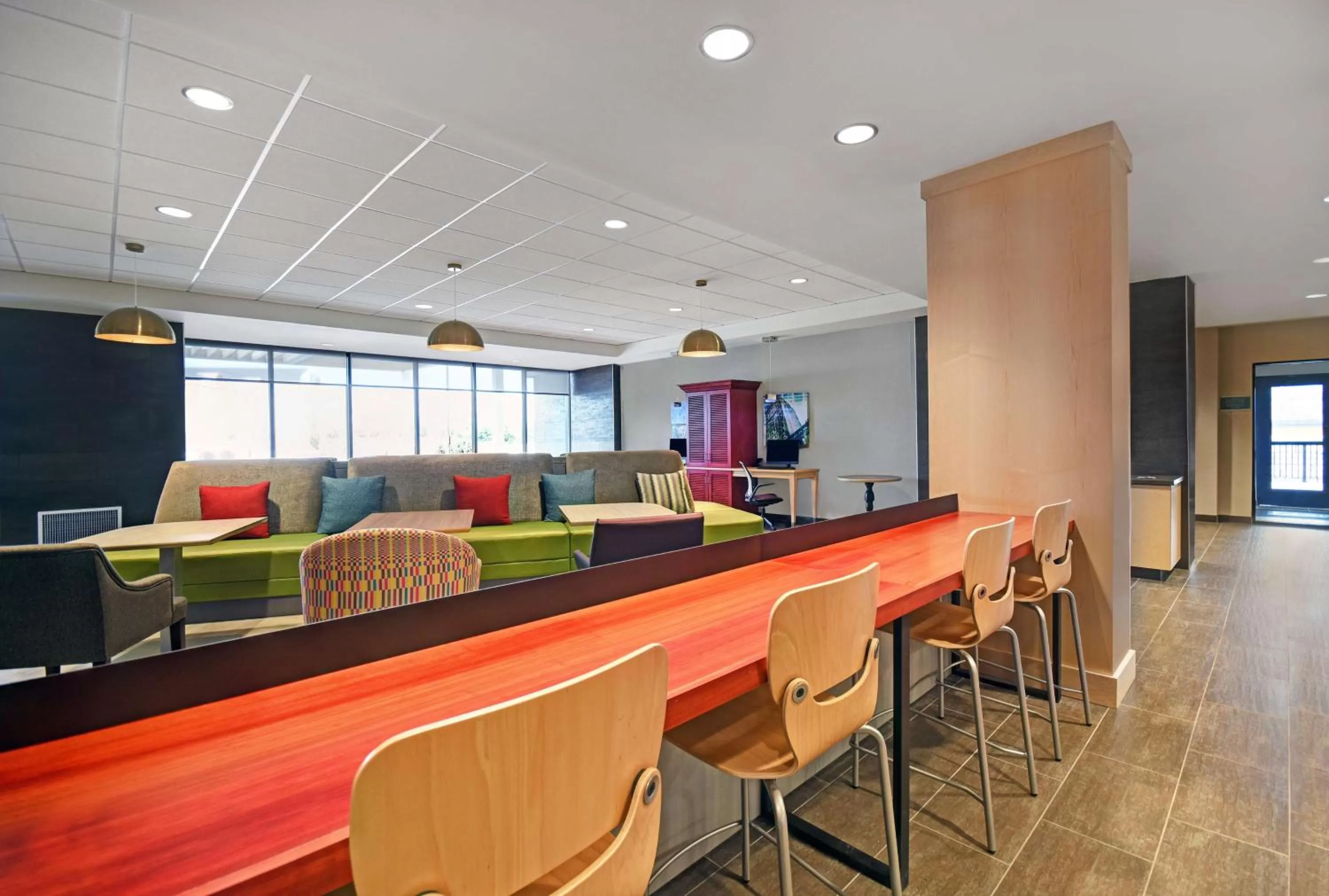 Lobby or reception in Home2 Suites By Hilton Utica, Ny