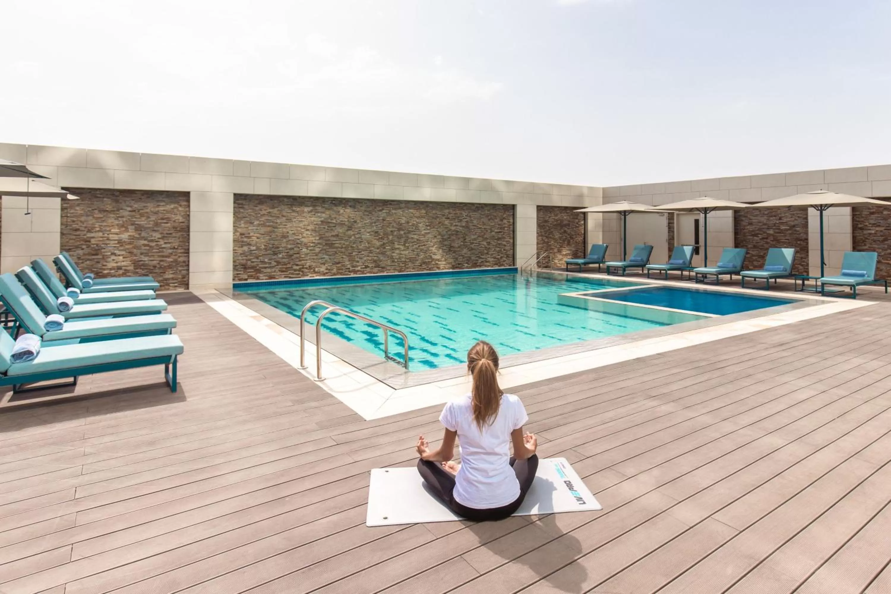 Swimming pool in Jeddah Marriott Hotel Madinah Road