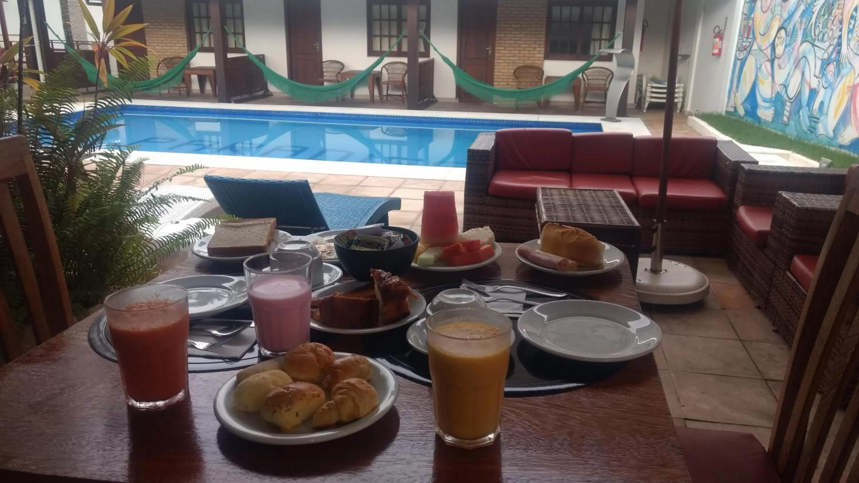 Swimming Pool in Hotel Pousada Salvador Paradise
