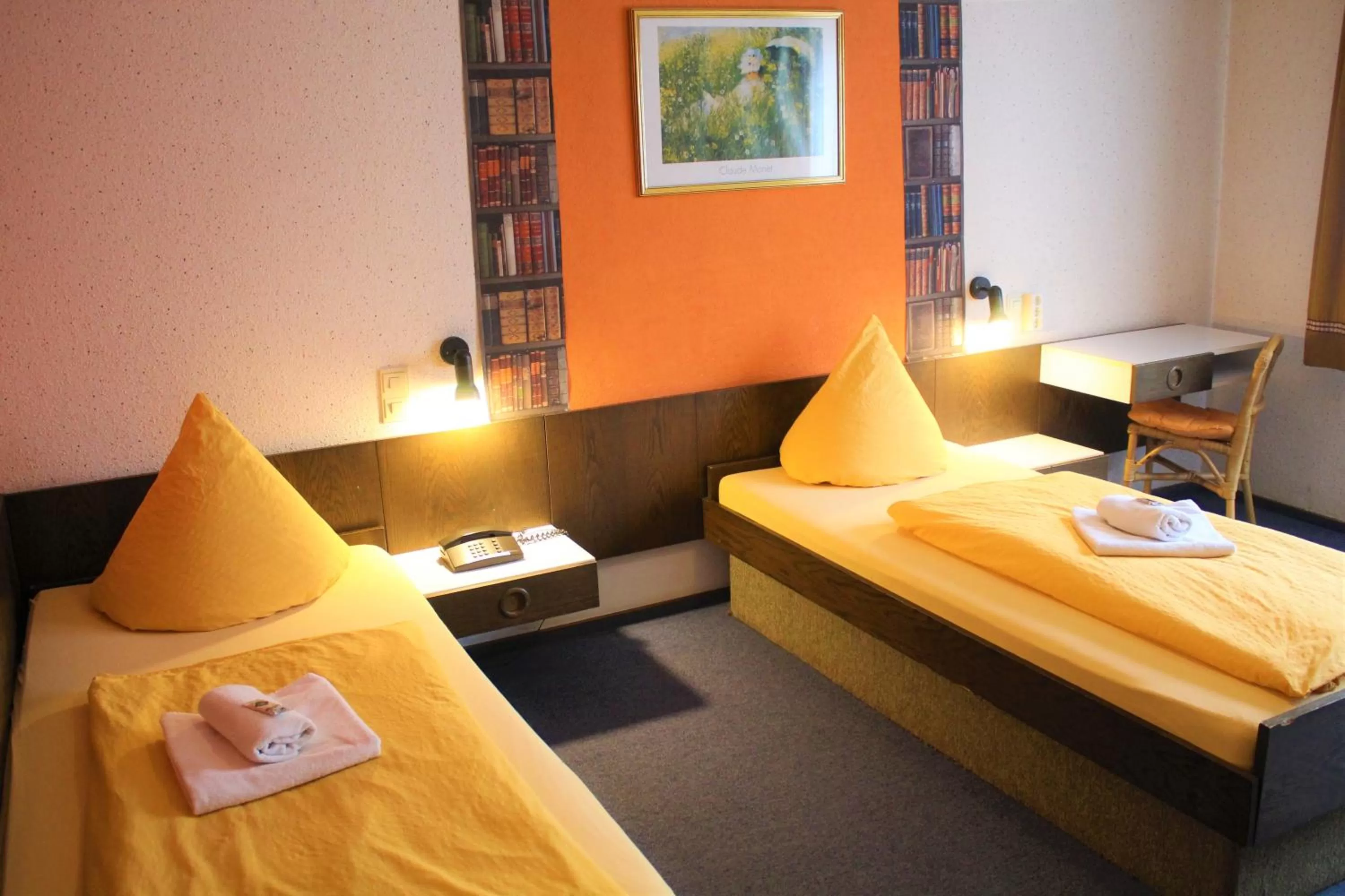 Bed in Hotel Simonis Koblenz