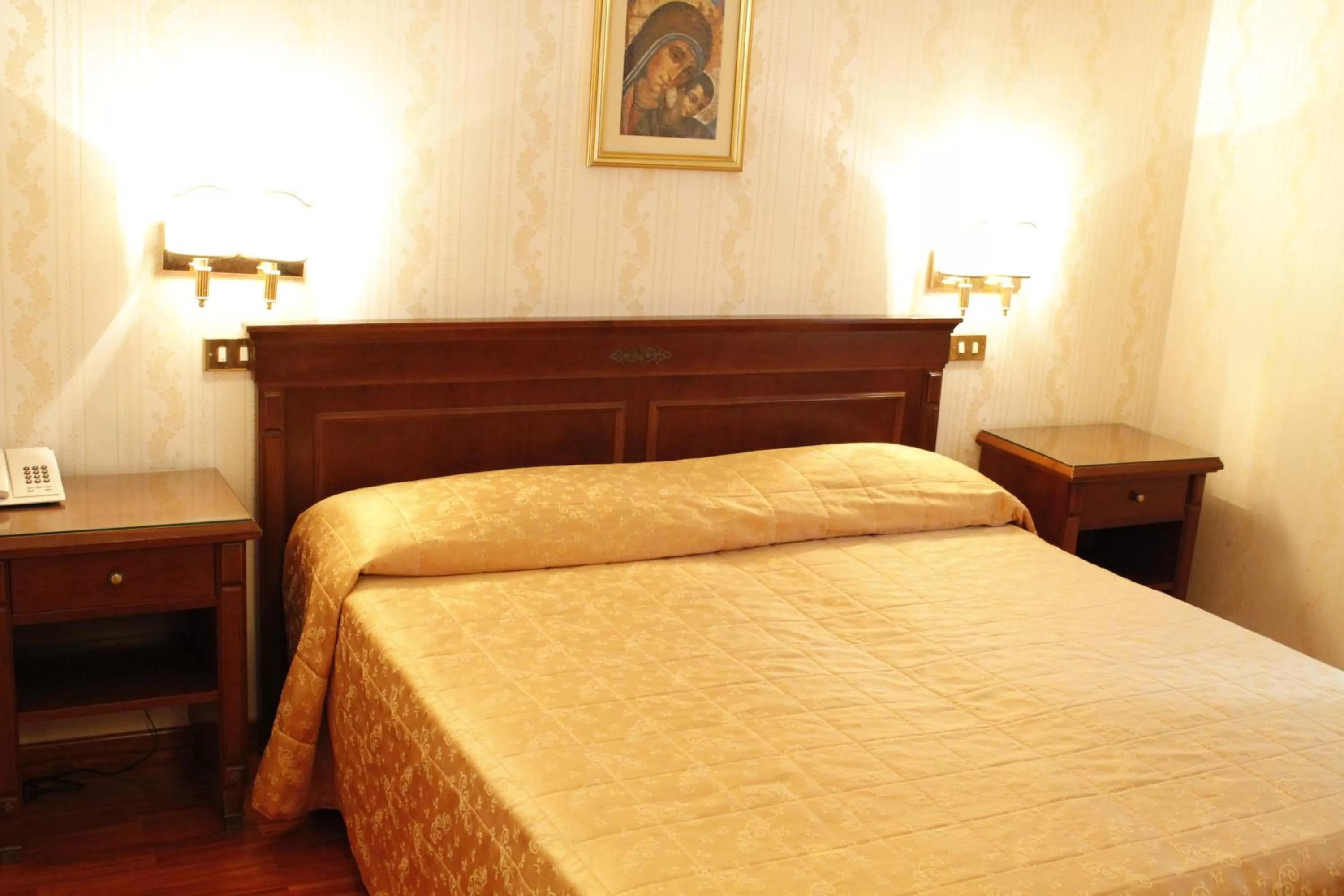 Bedroom, Bed in Hotel Torino