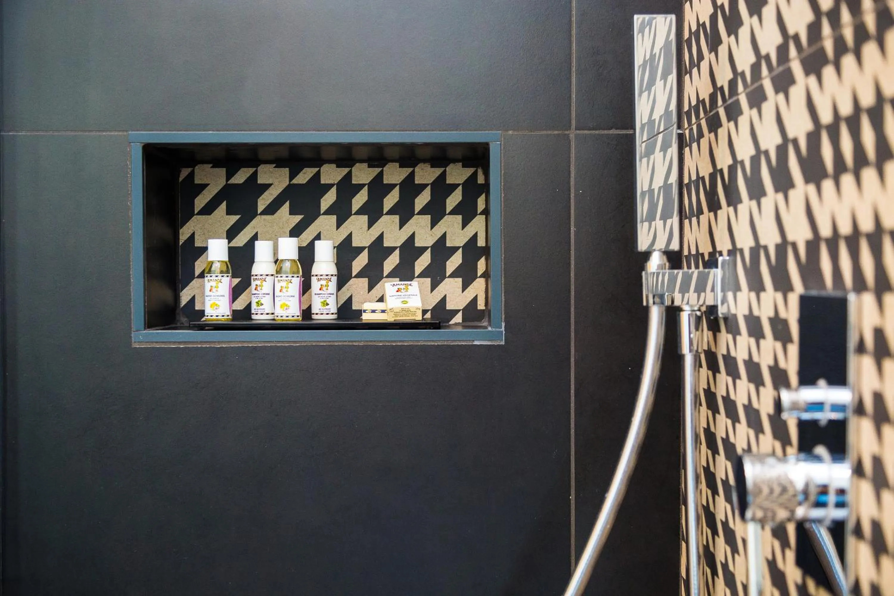 Bathroom in Palazzo Baj in Trastevere