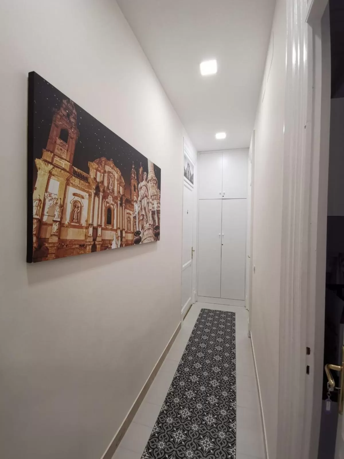 Communal lounge/ TV room in Liberty Palace