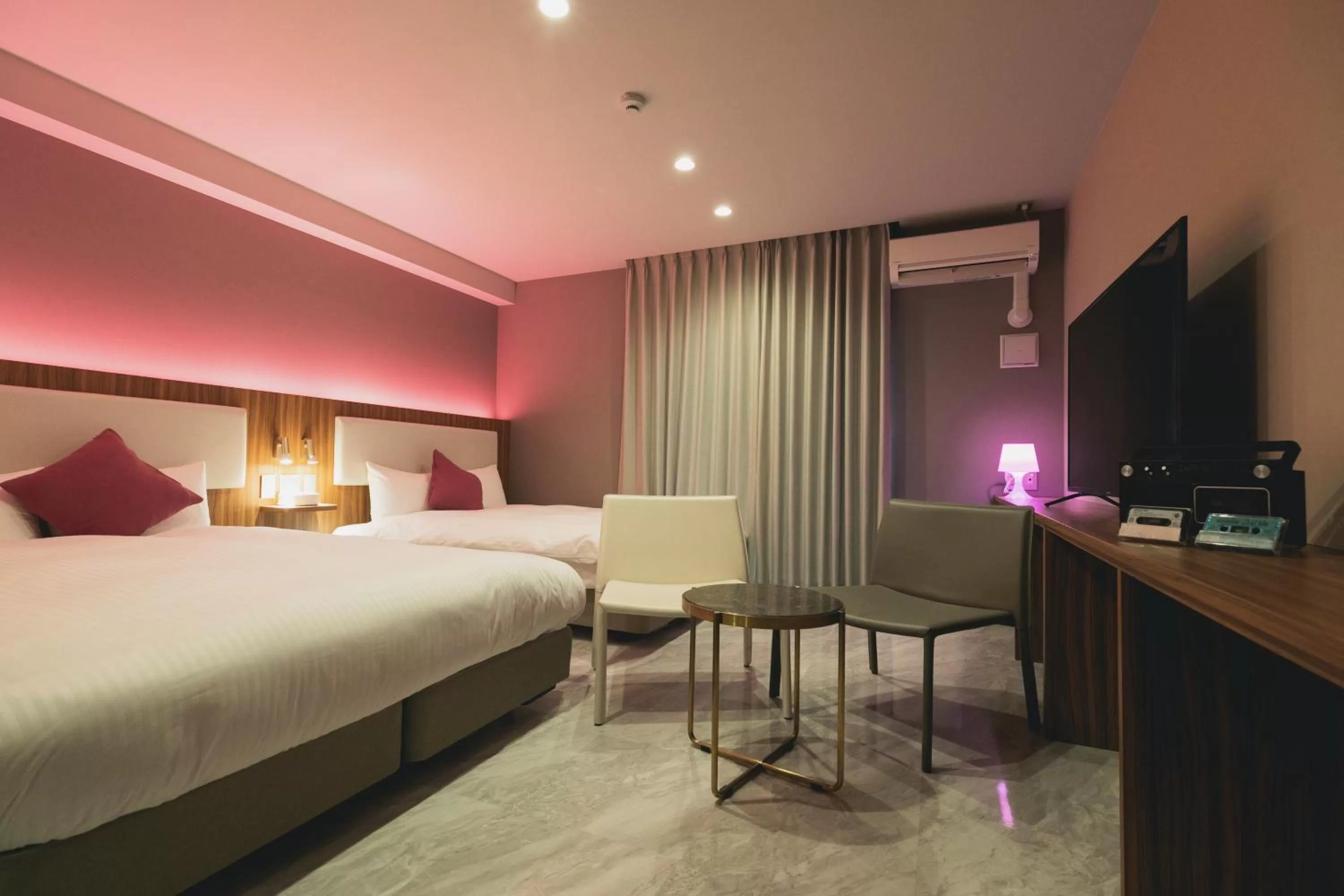 Bedroom, Bed in Liberated HOTEL Haruyoshi Kaichi