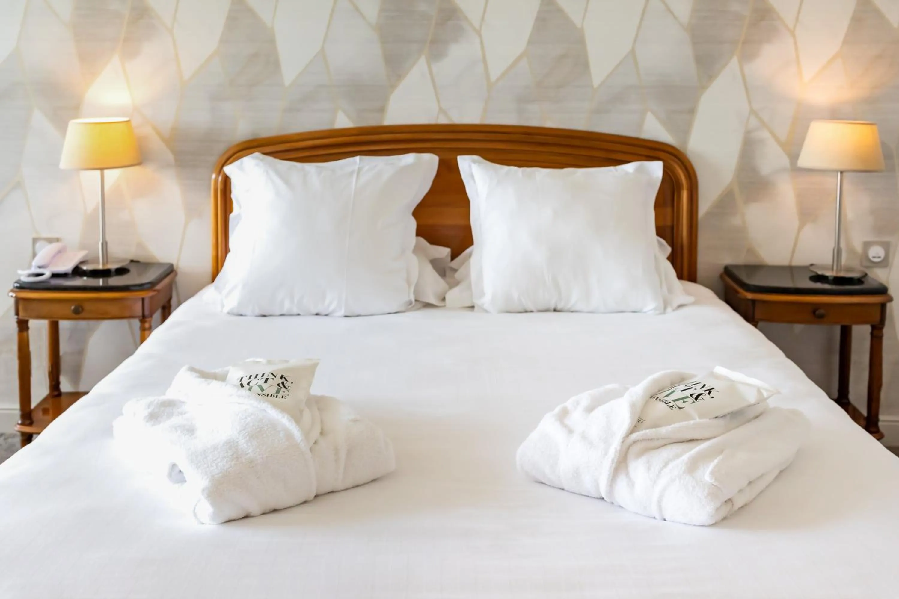 Bedroom, Bed in Le Relais Saint Michel