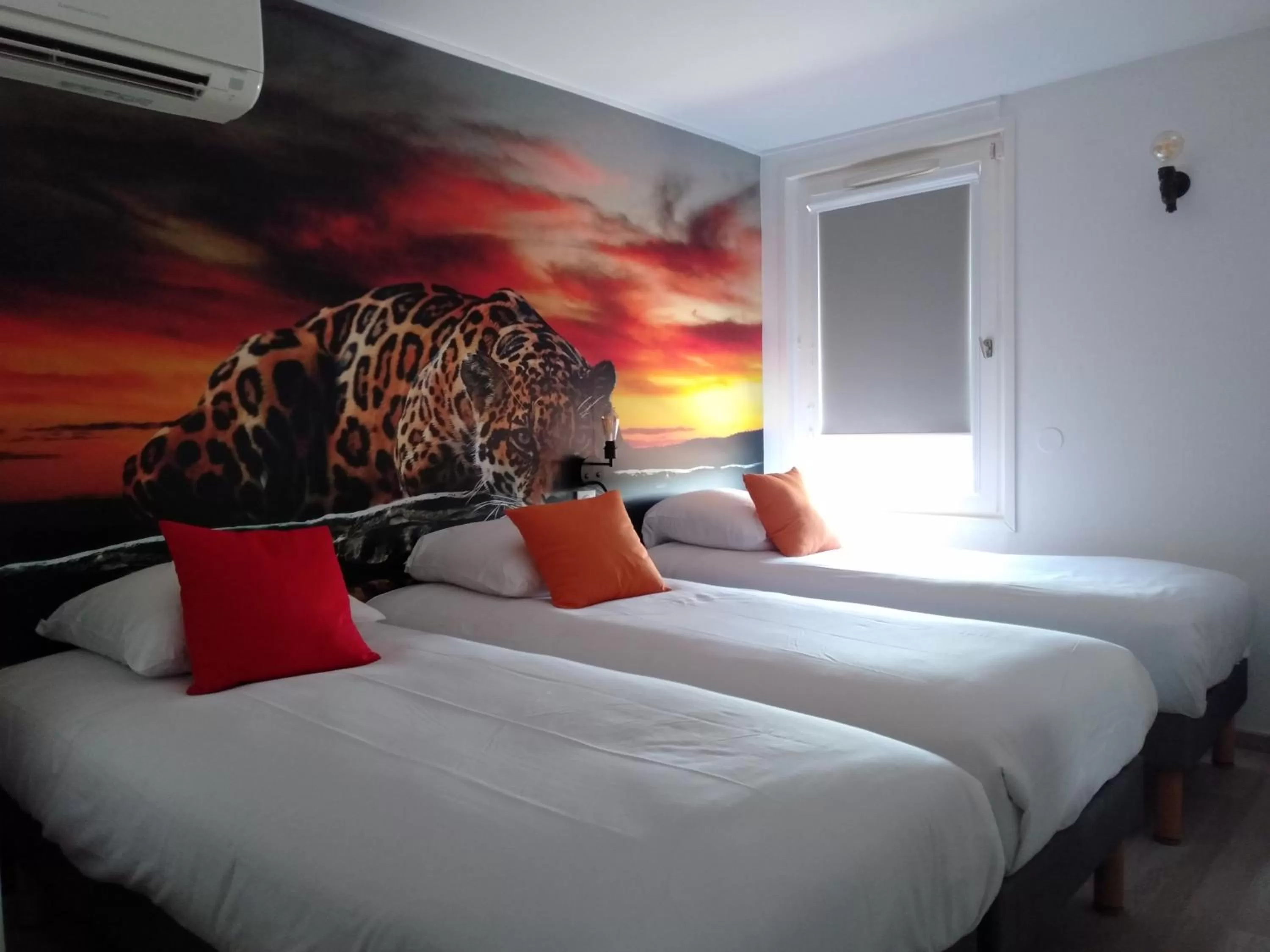 Bed in Urban Style Arl HOTEL