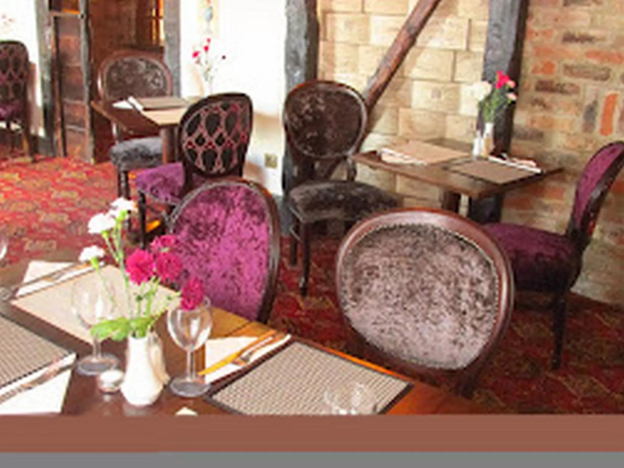 Dining area in Red Lion Coaching Inn