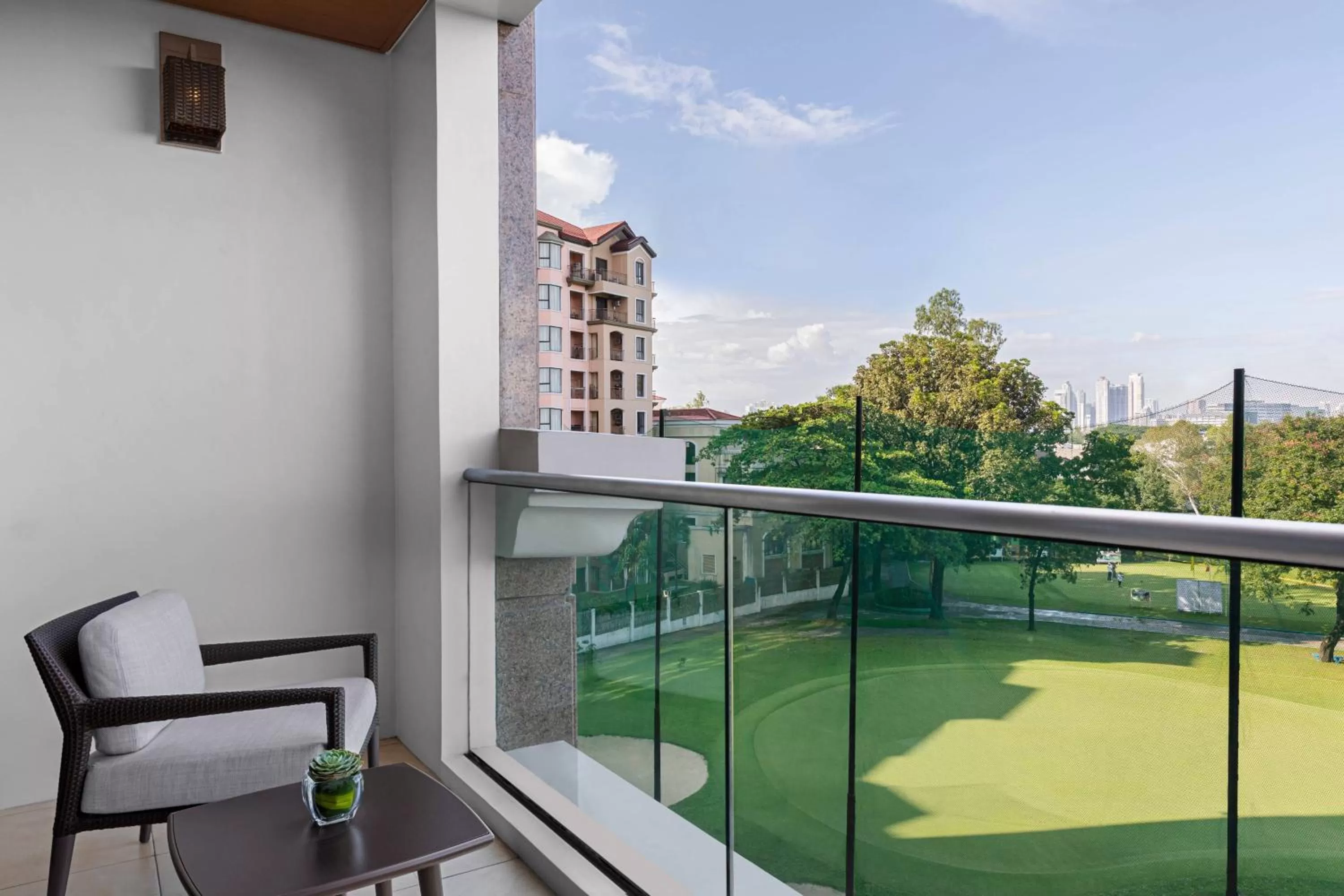 Photo of the whole room in Manila Marriott Hotel at Newport World Resorts